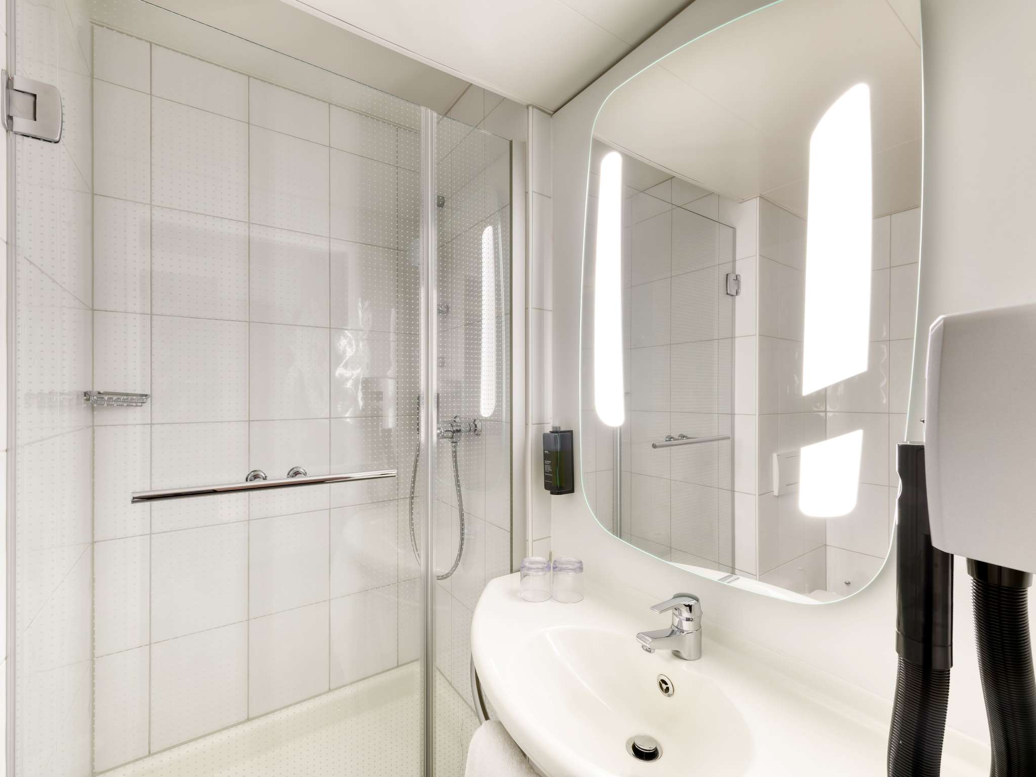 Foto - ibis Zürich City West