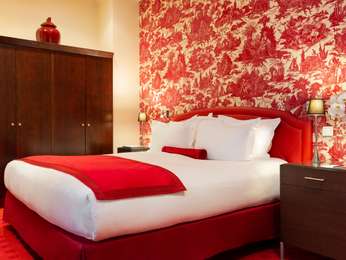 Superior Room, 1 double bed, inner courtyard side, photo 3
