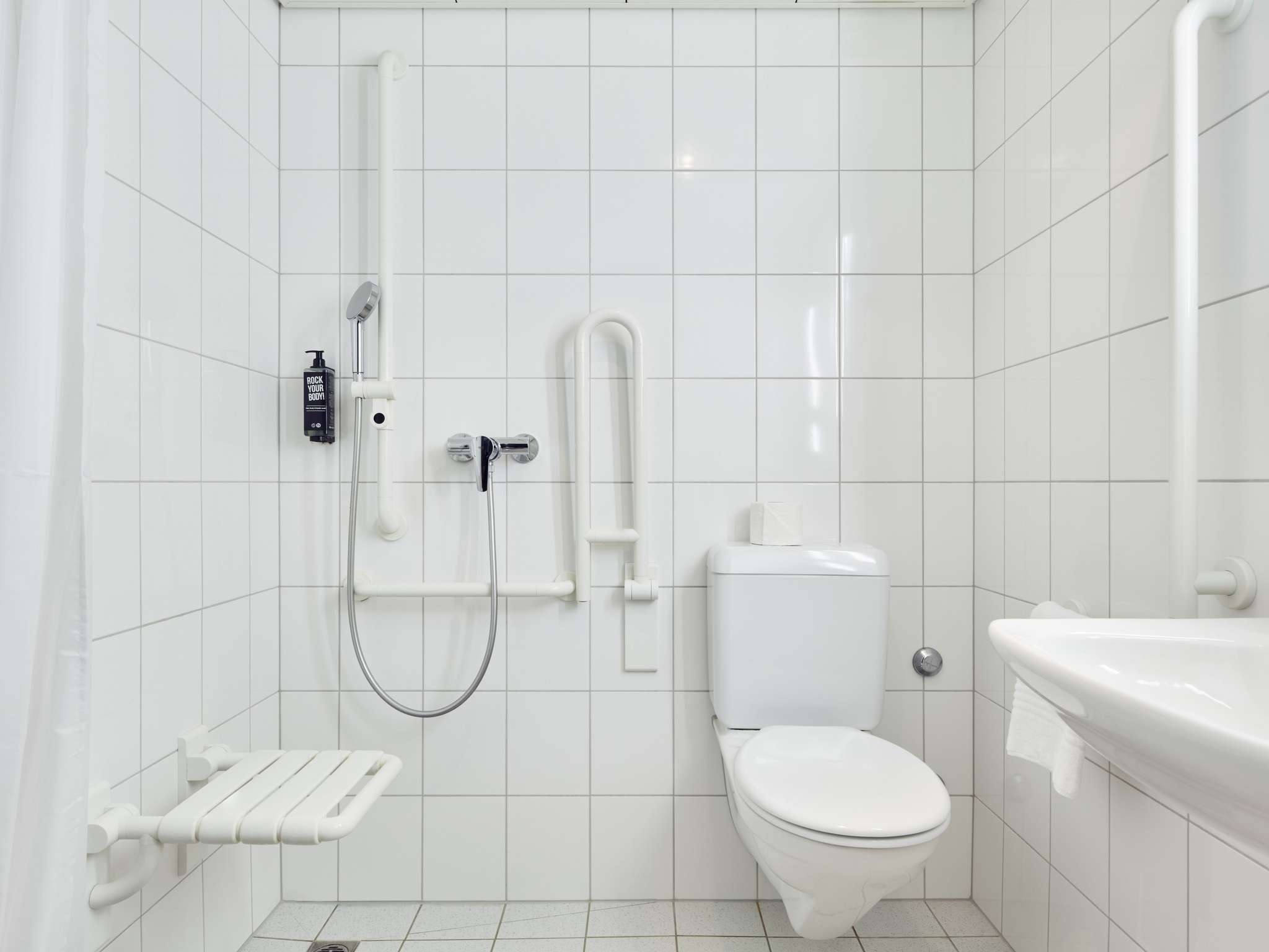 Foto - ibis Zürich Messe Airport