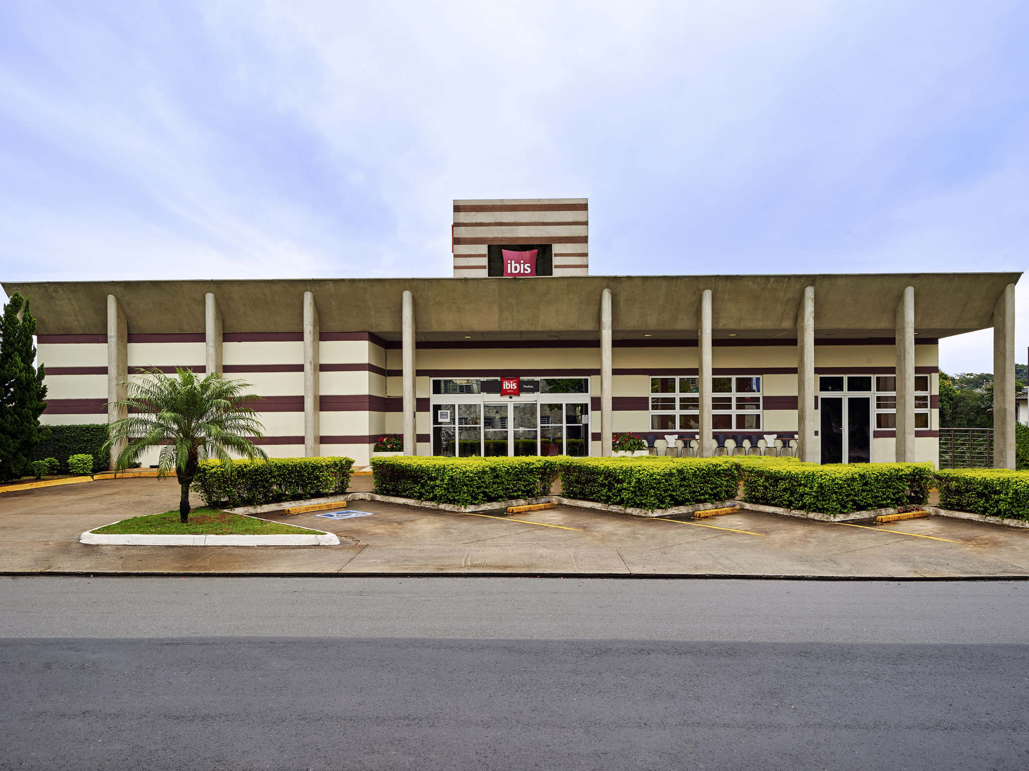 Foto - ibis Paulinia