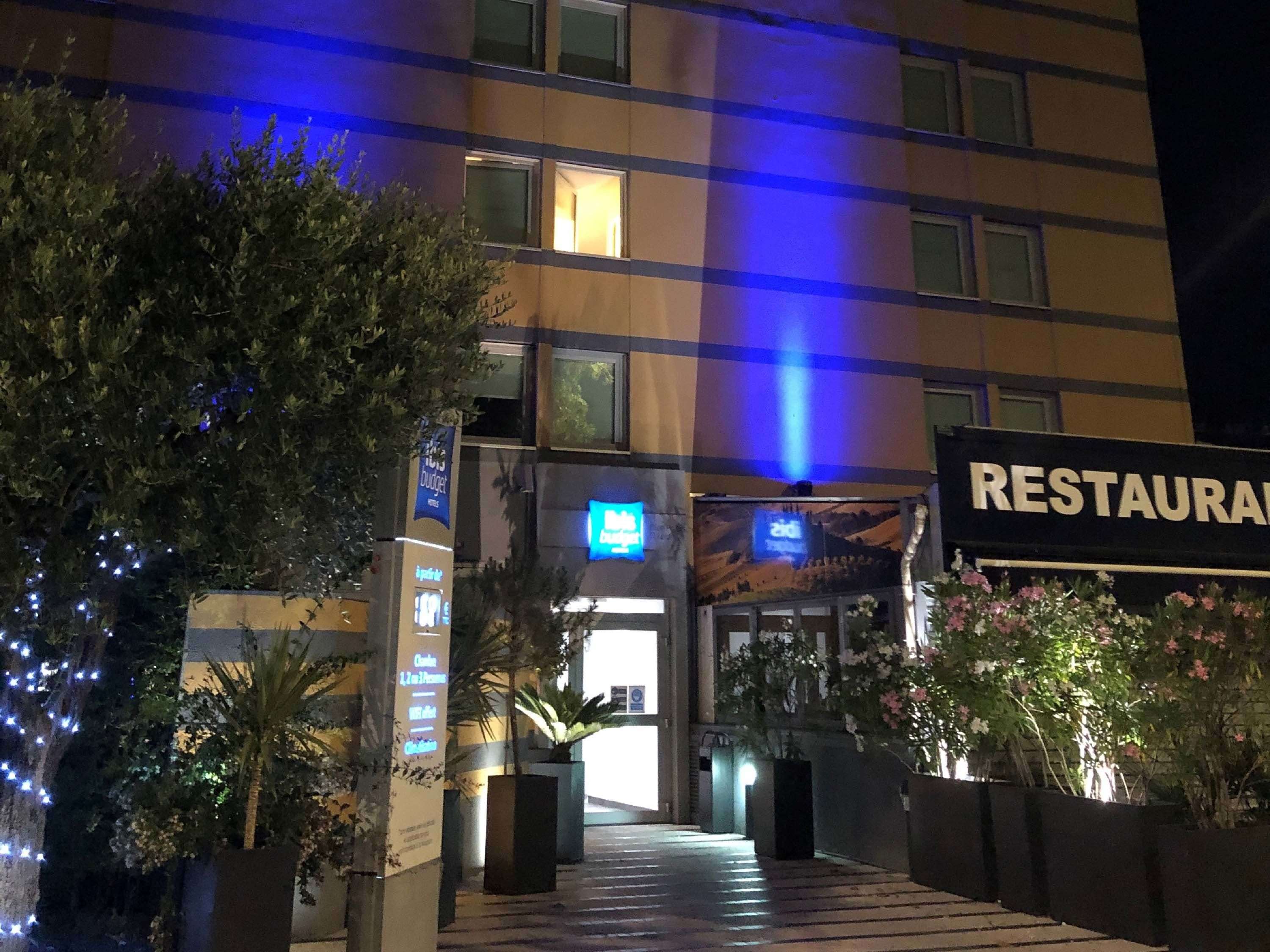 宜必思快捷尼斯尼卡亚宫酒店