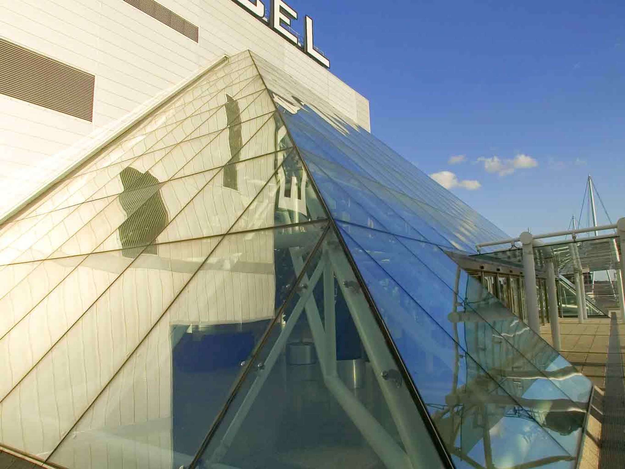 Photo - ibis London Stratford