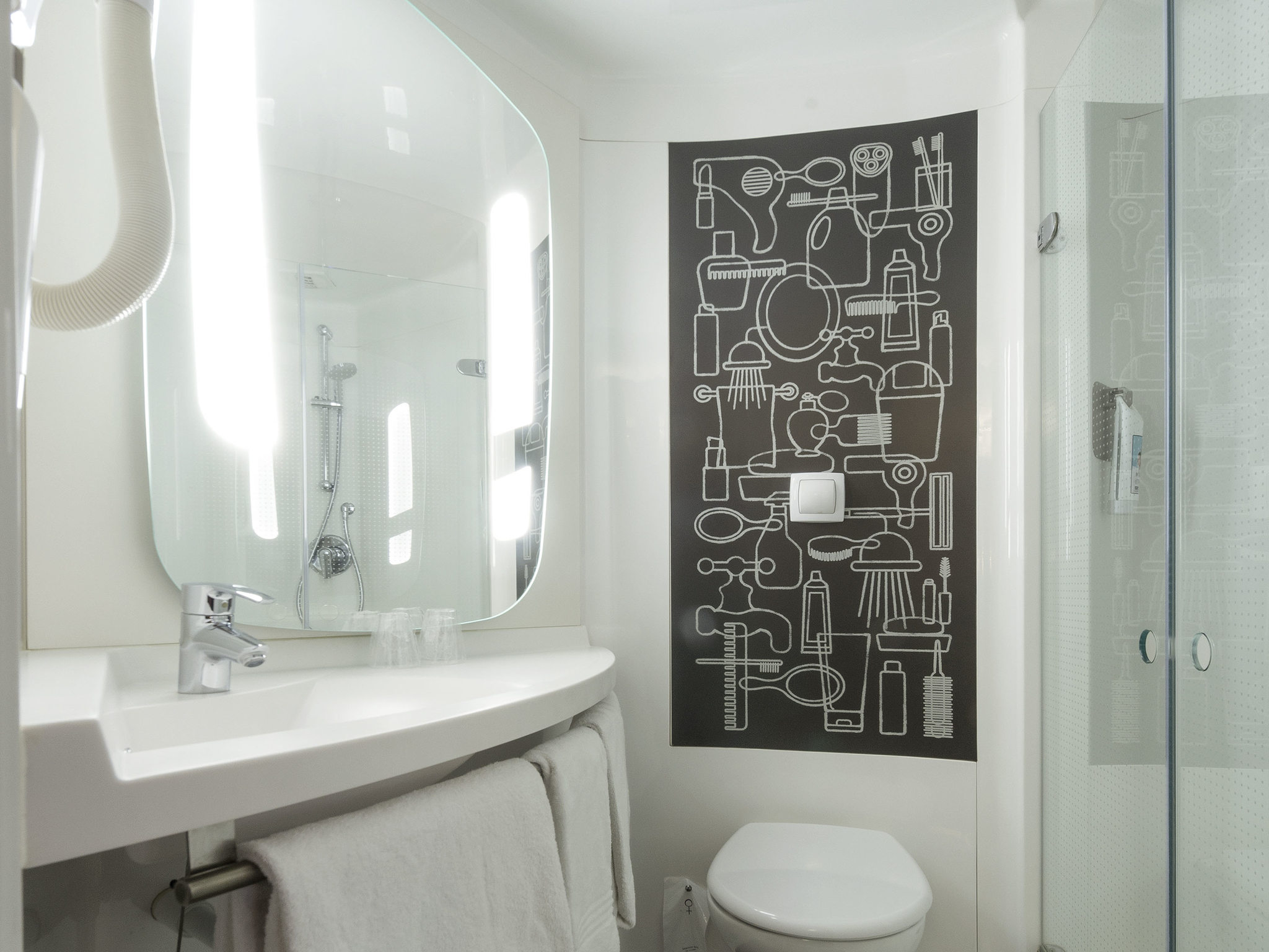 Photo - ibis London Stratford