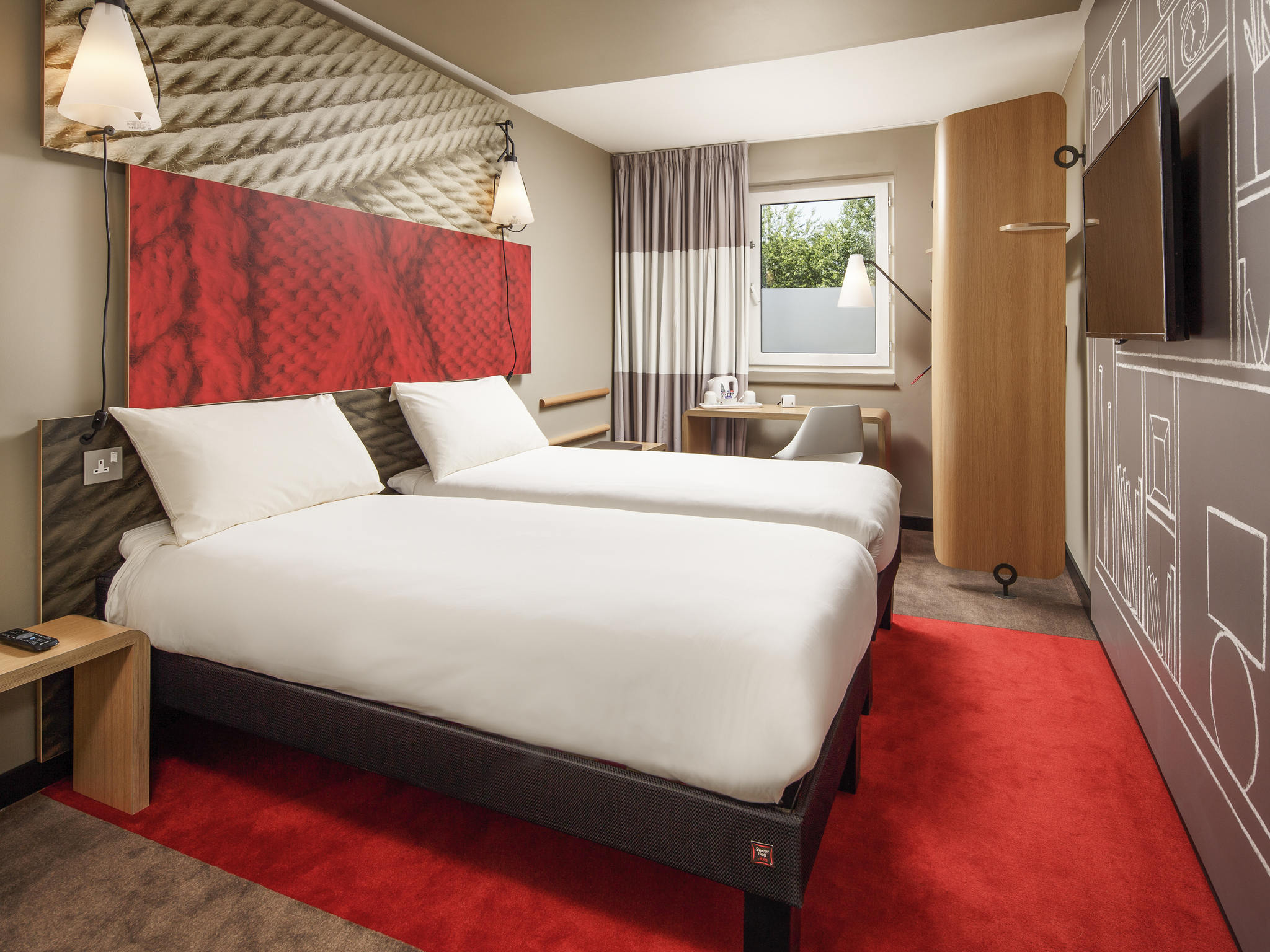 Photo - ibis London Stratford