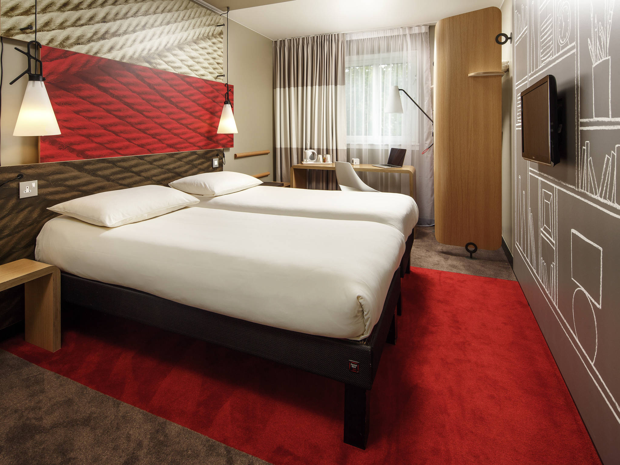 Photo - ibis London Stratford