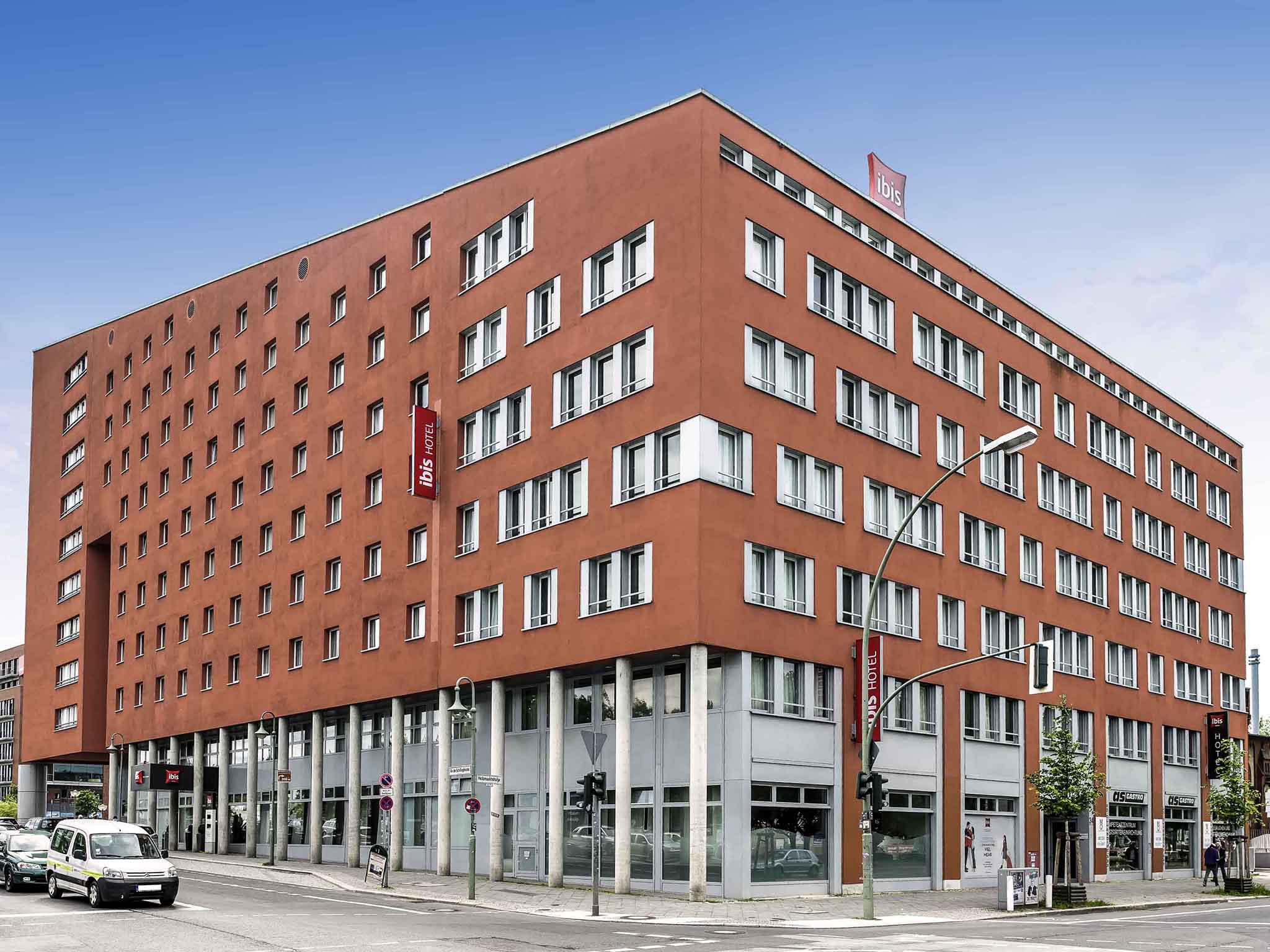Hotel Ibis Berlin Ostbahnhof Book Your In Now Hotel Ibis Berlin Ostbahnhof