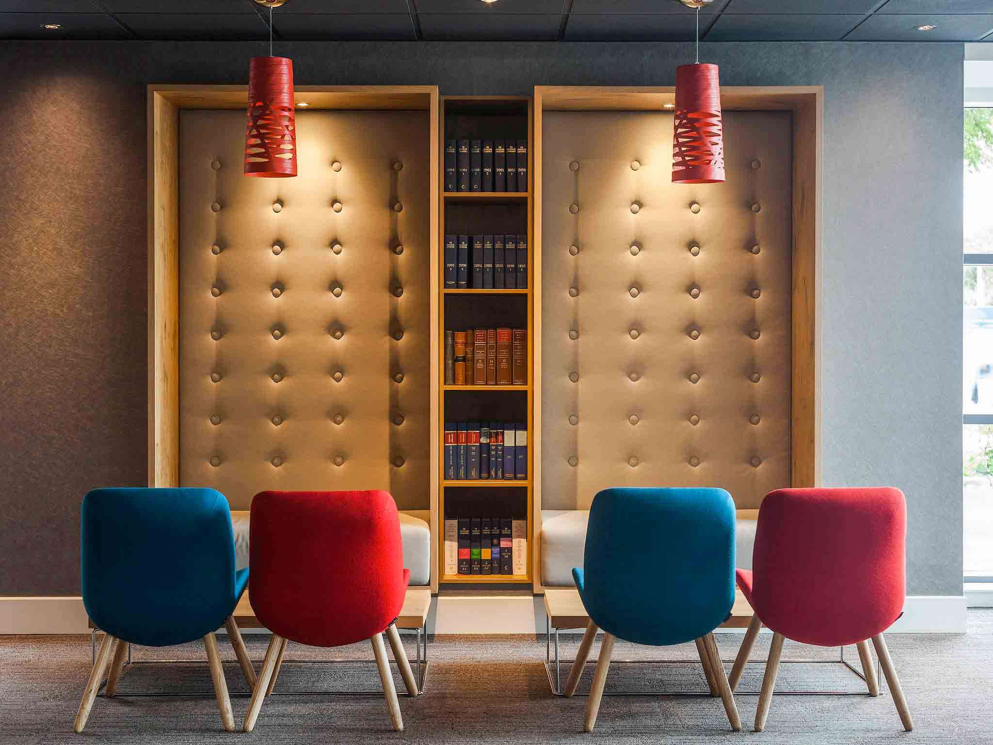 Ibis London Wembley Well Equipped Hotel In Restaurant Ibis London Wembley