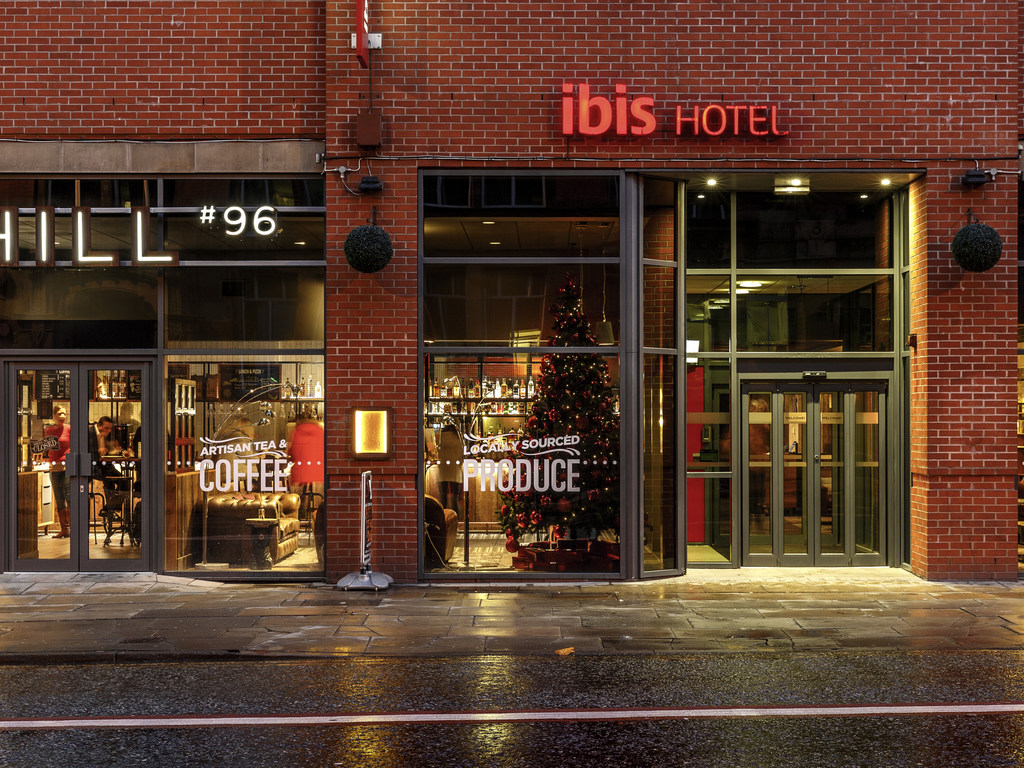 ibis Manchester Centre 96 Portland Street - Image 3