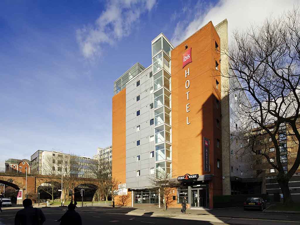 Ibis Manchester Centre Princess Street - Image 1