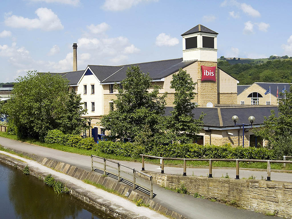 ibis Bradford Shipley - Image 1