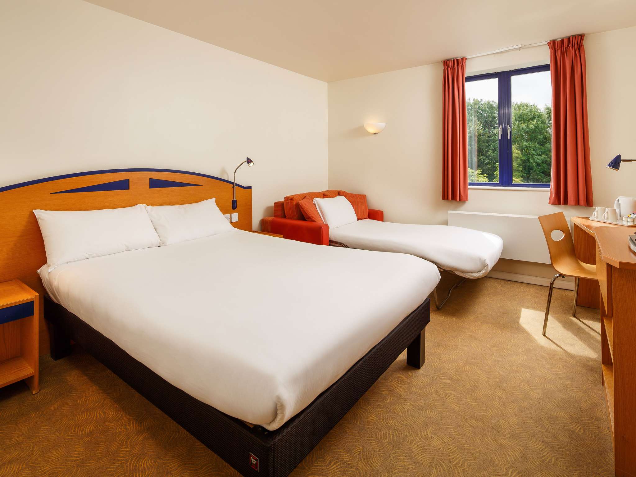 Photo - ibis Bradford Shipley