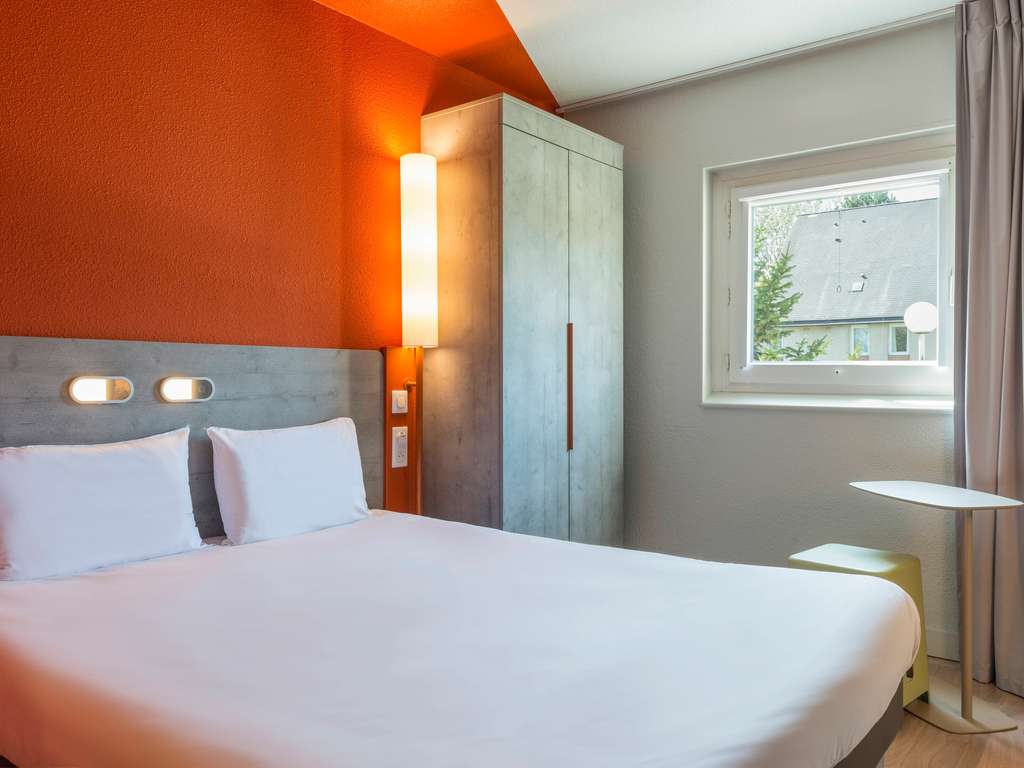 ibis budget Senlis - Image 1