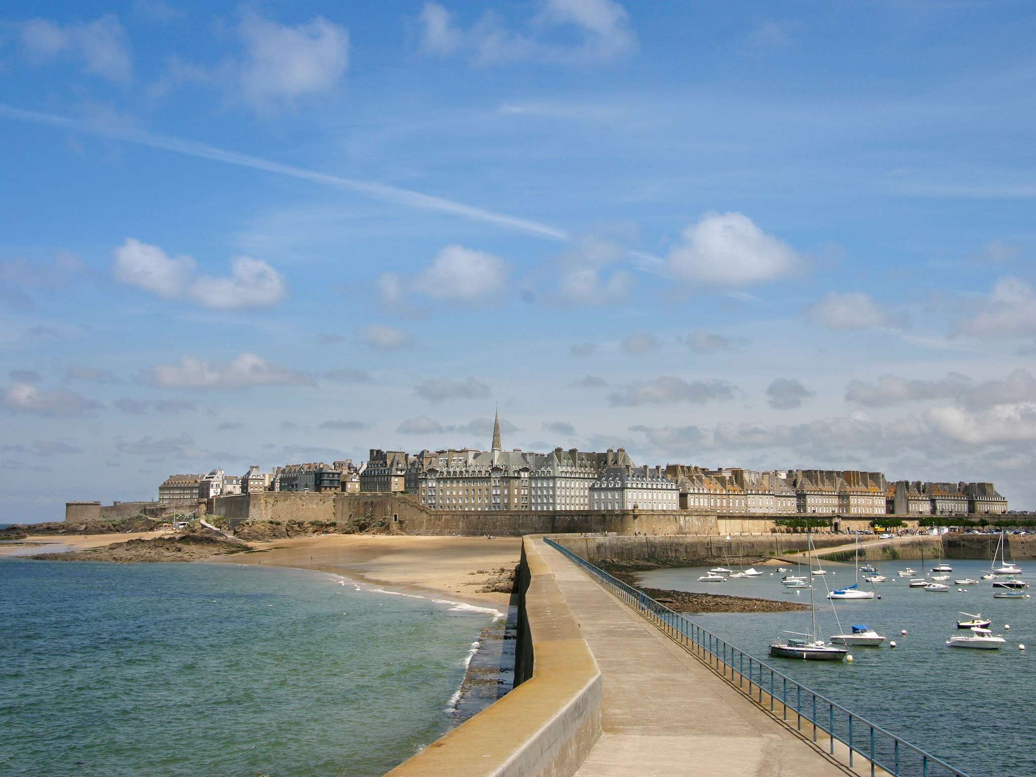 Photo - Ibis Budget Saint Malo Centre