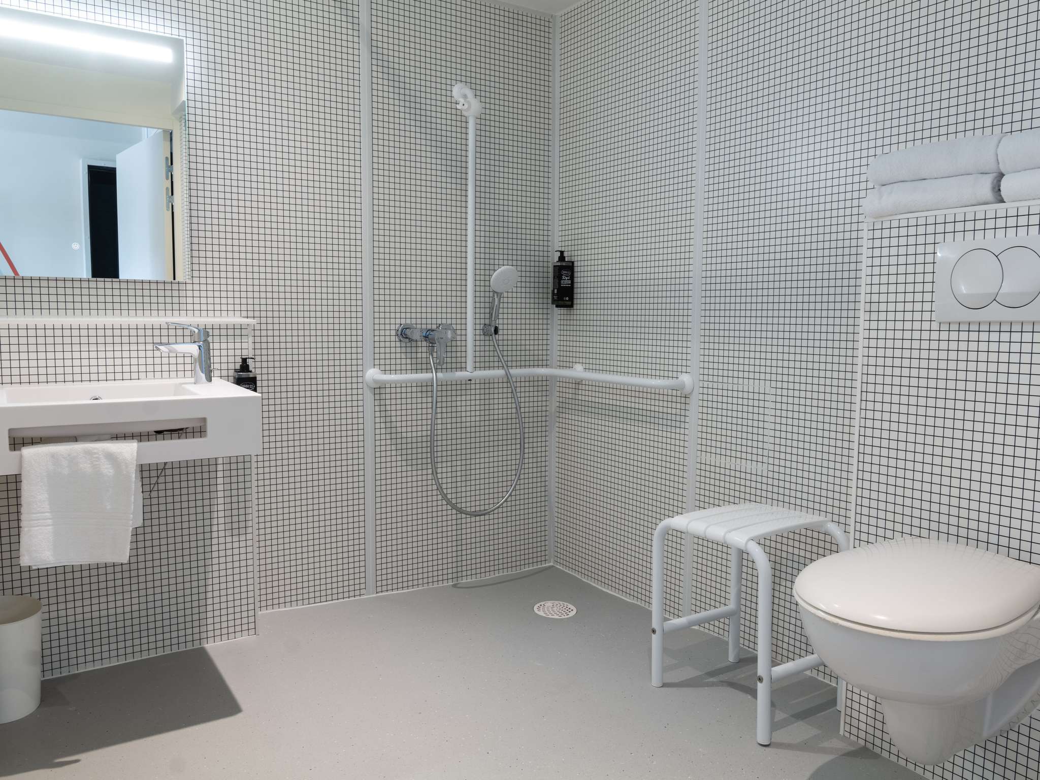 Photo - Ibis Budget Saint Malo Centre