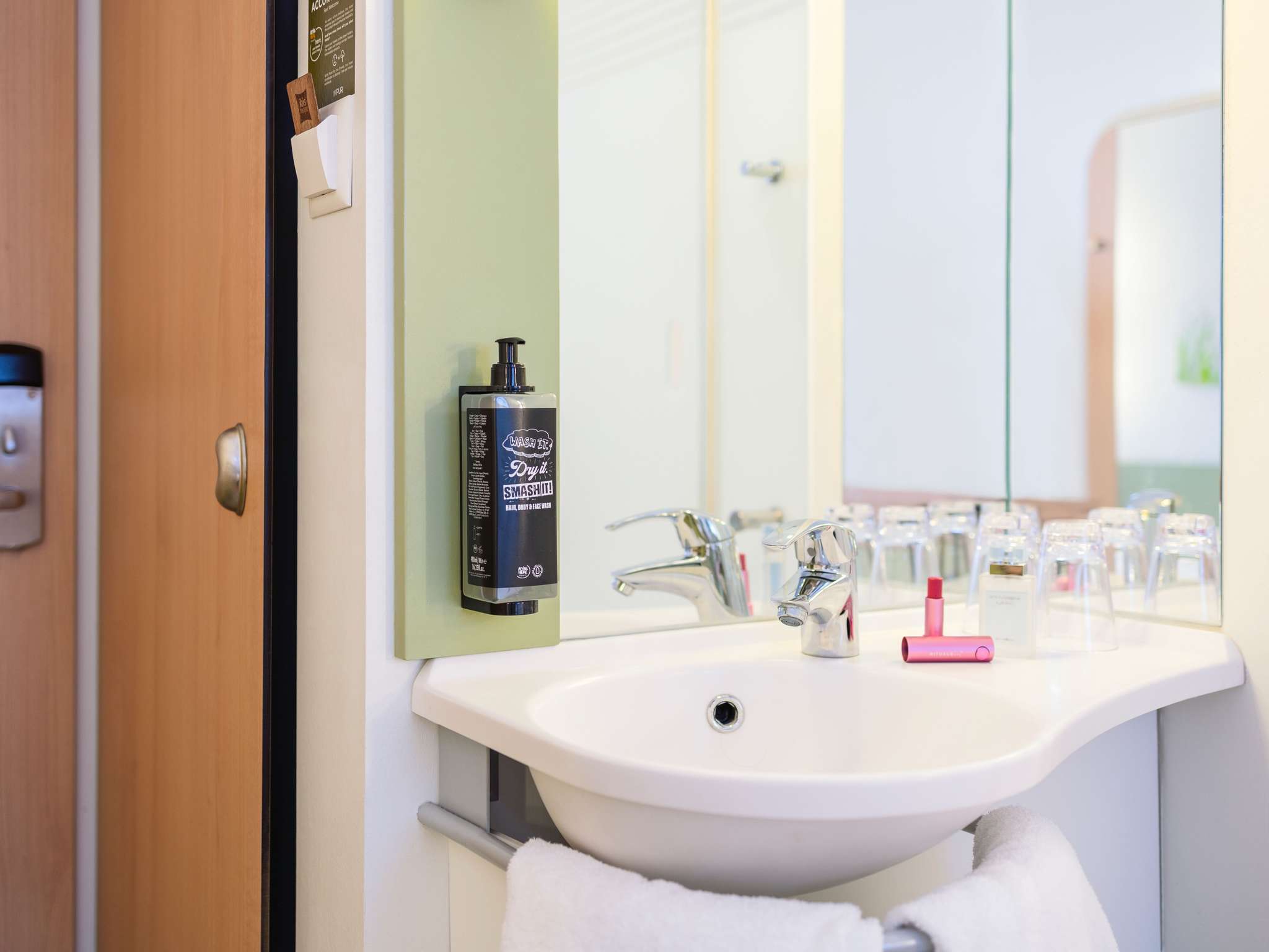 Foto - ibis budget Zurich City West