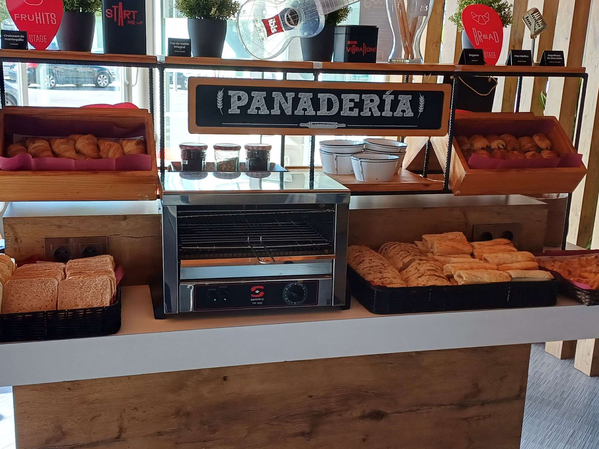 Photo - Ibis Hotel Alicante