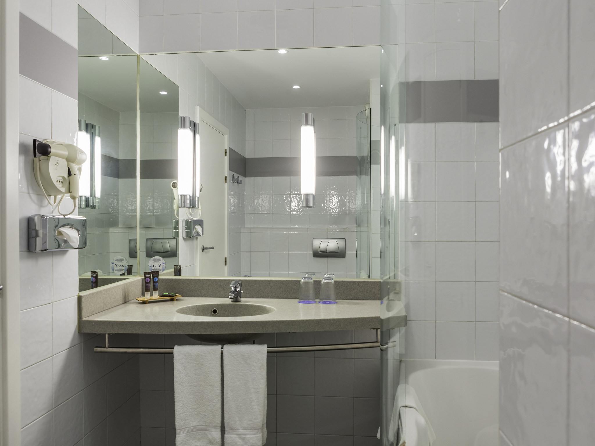 Photo - Novotel Sevilla