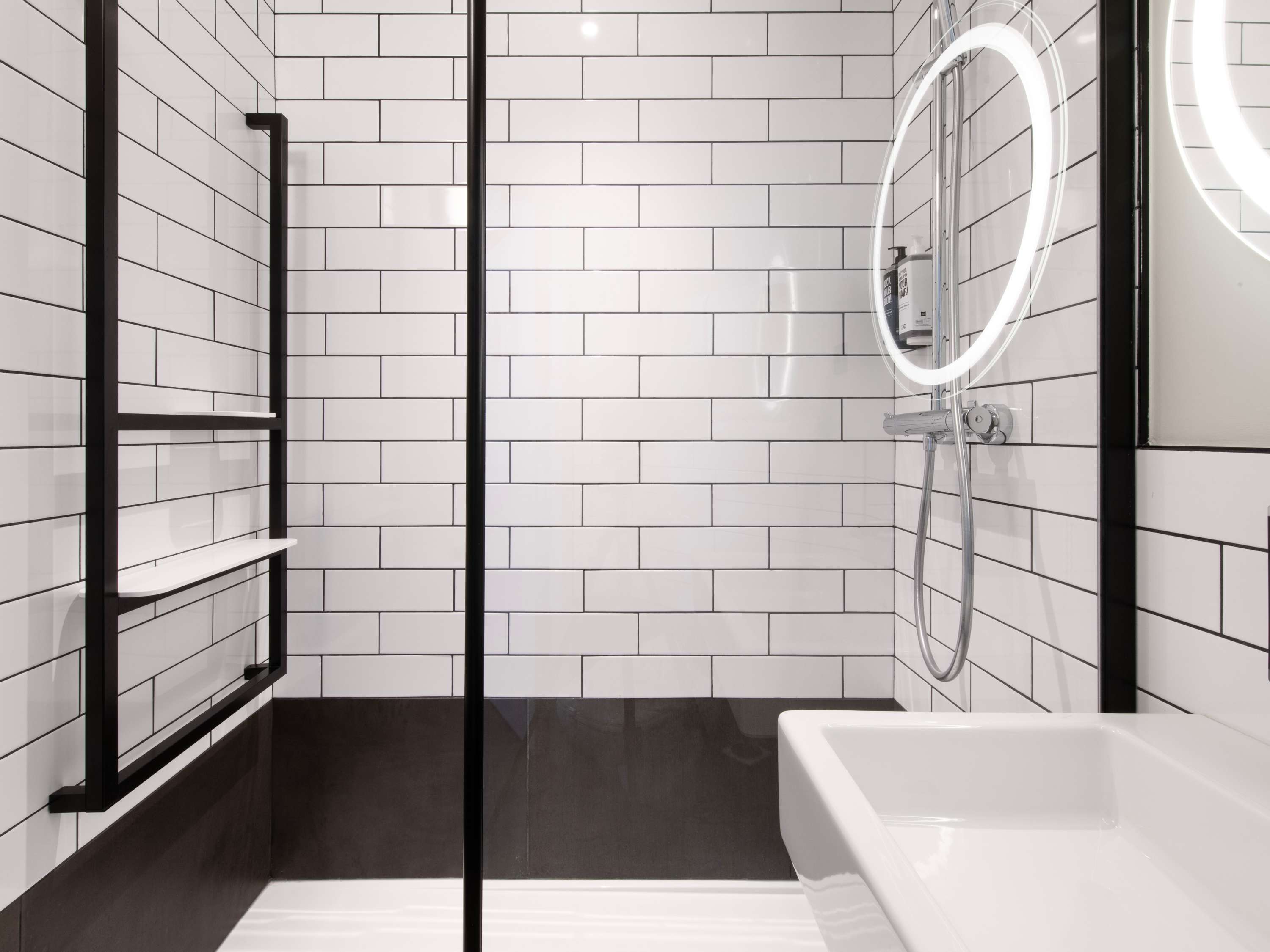 Chambre standard avec 1 lit double — photo 4