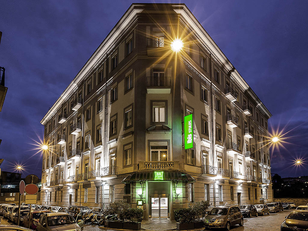 ibis Styles Napoli Garibaldi - Image 1