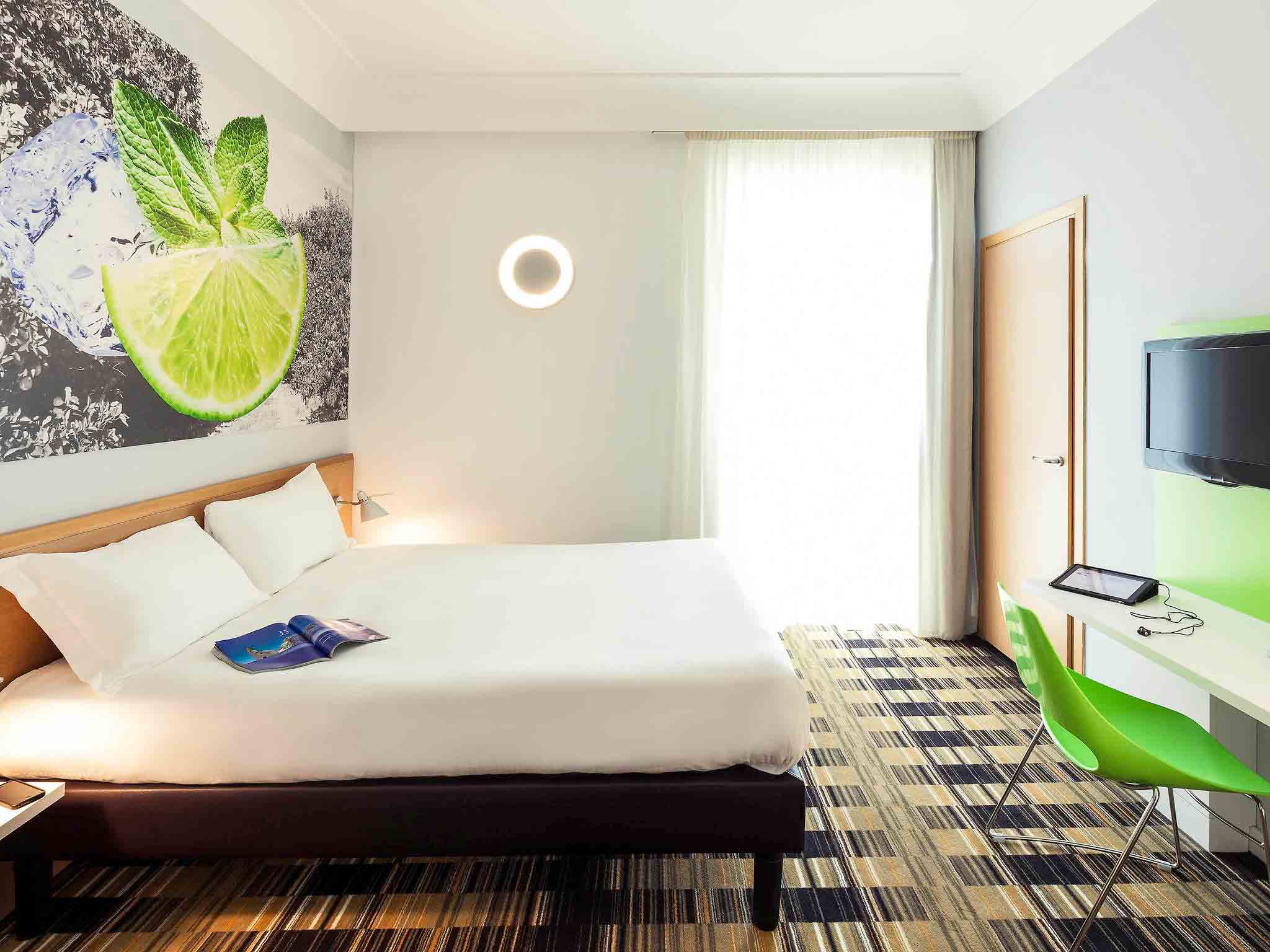 Photo - Ibis Styles Napoli Garibaldi