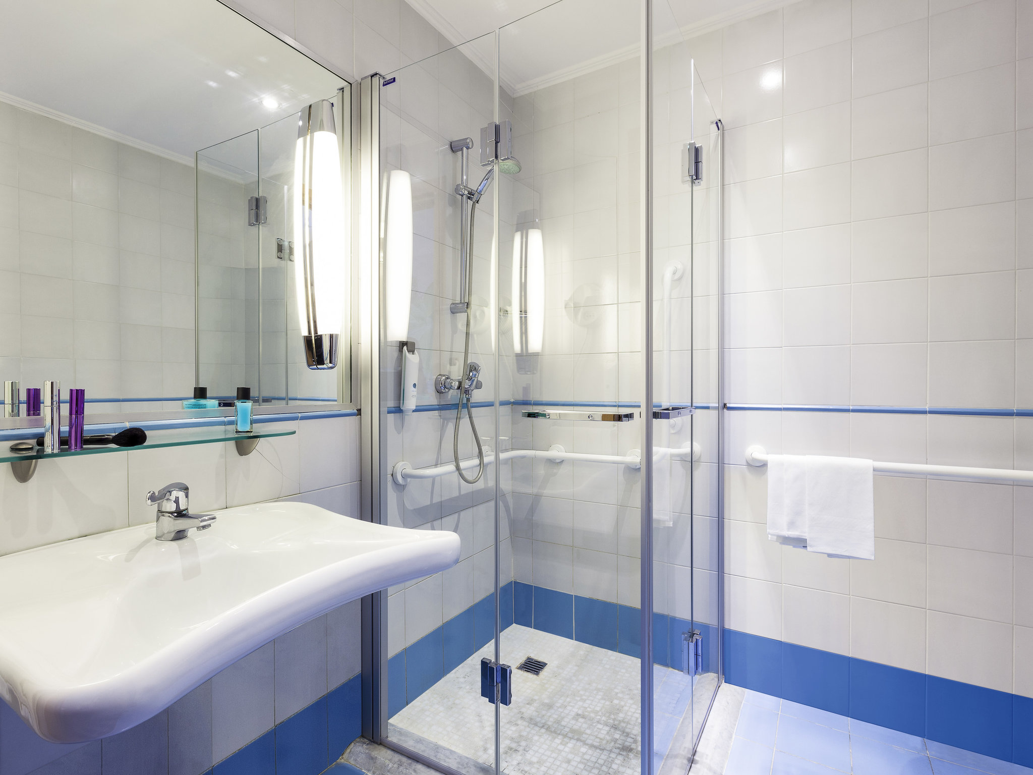 Photo - Ibis Styles Napoli Garibaldi