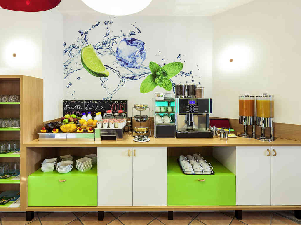 Photo - Ibis Styles Napoli Garibaldi