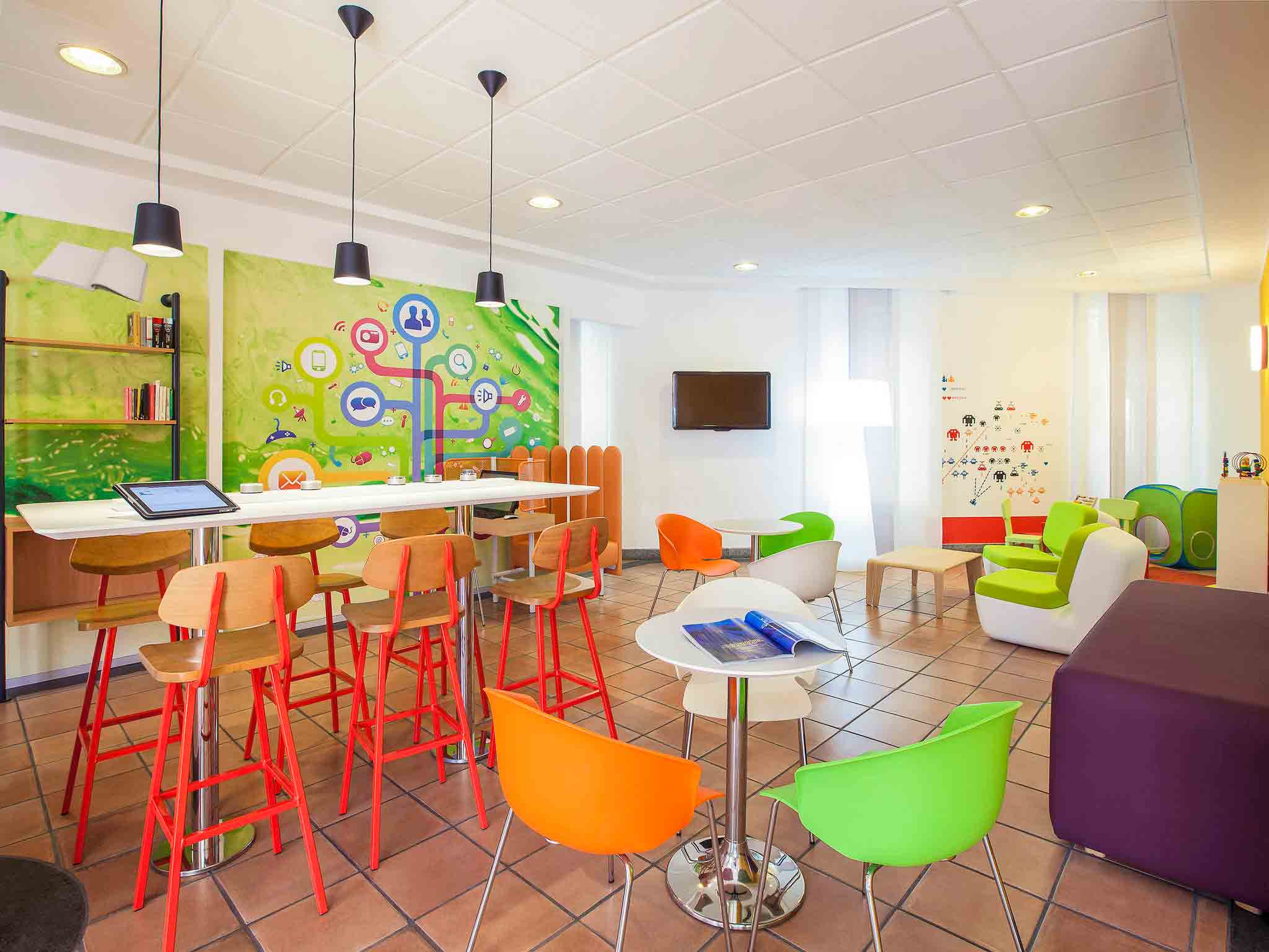 Photo - Ibis Styles Napoli Garibaldi