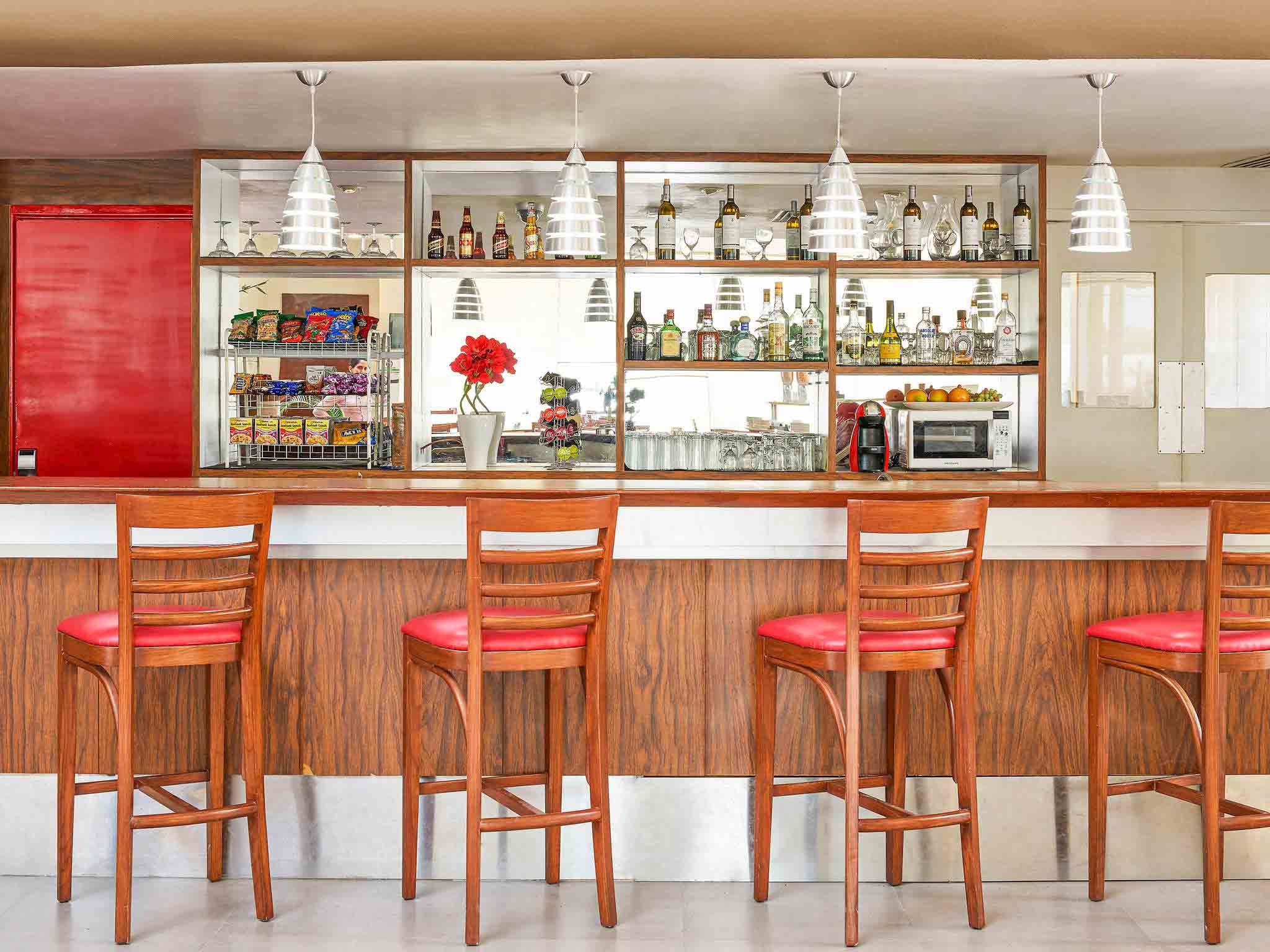 Foto - Ibis Monterrey Aeropuerto