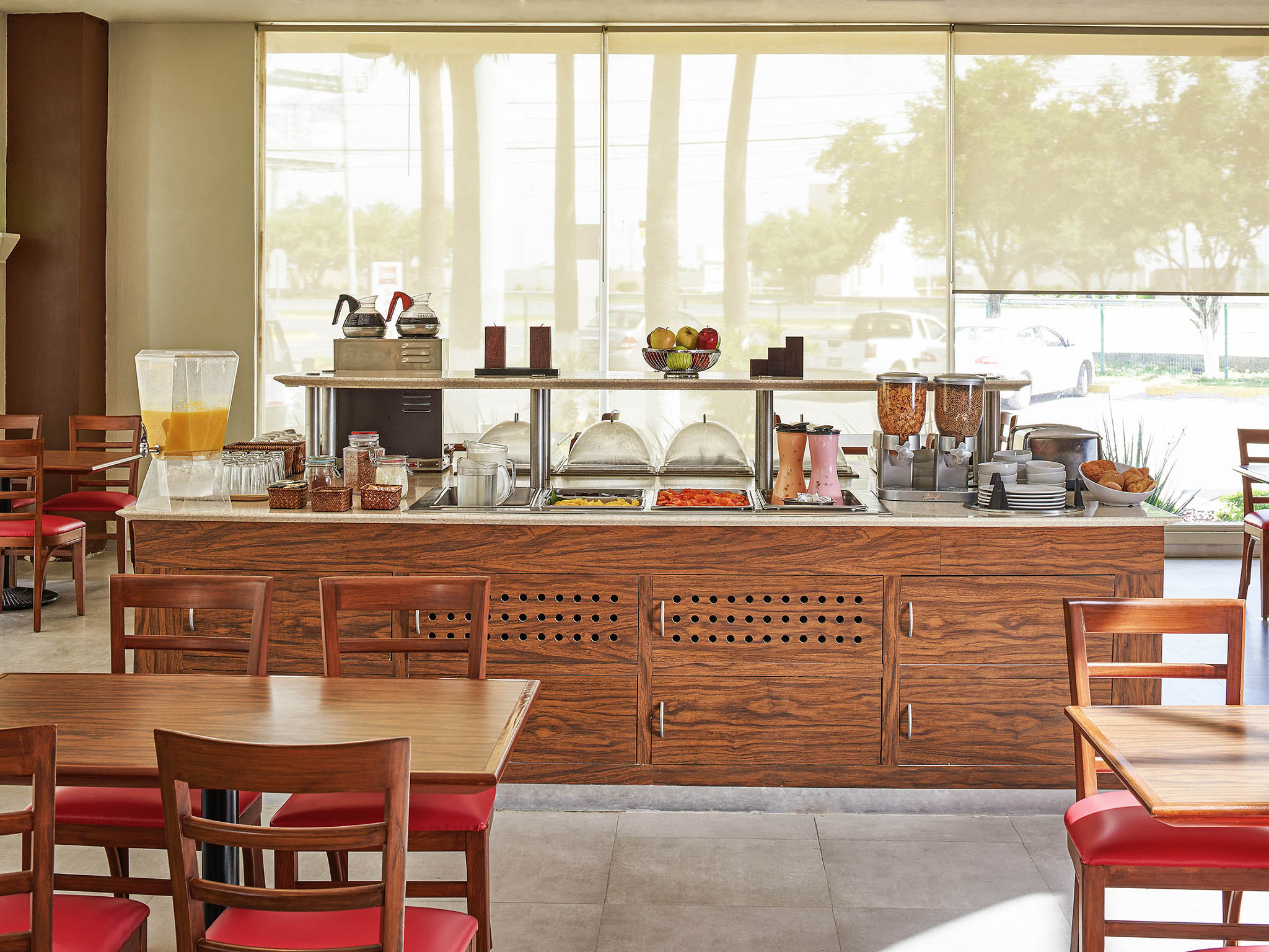 Foto - Ibis Monterrey Aeropuerto