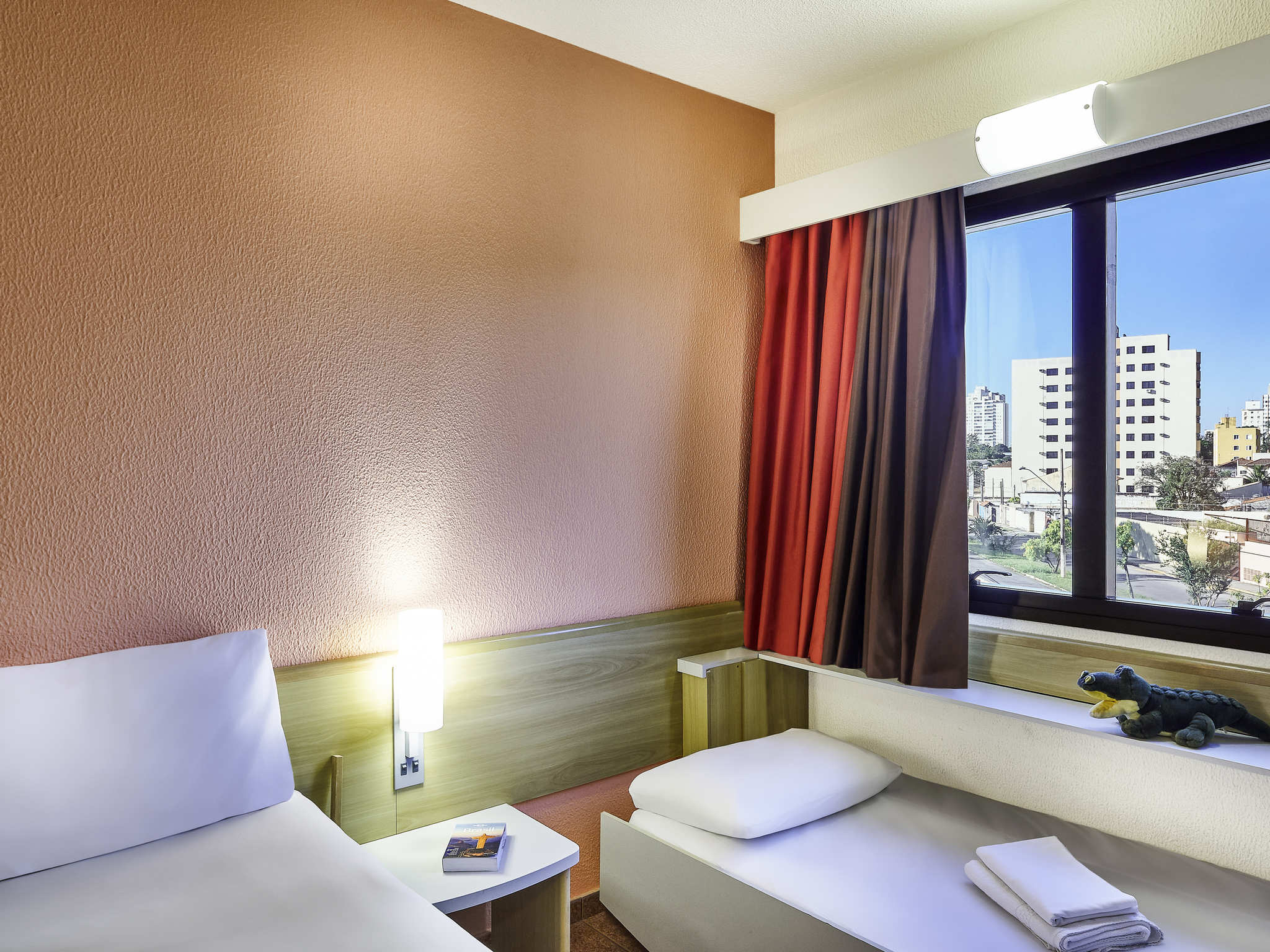 Hotel Barato No Centro De Taubat S O Paulo Ibis ~ Quarto Para Alugar Em Taubate E Roda Meio Quarto Infantil Hotel Barato No Centro De Taubat S O Paulo Ibis ~ Quarto Para Alugar Em Taubate E Roda Meio Quarto Infantil