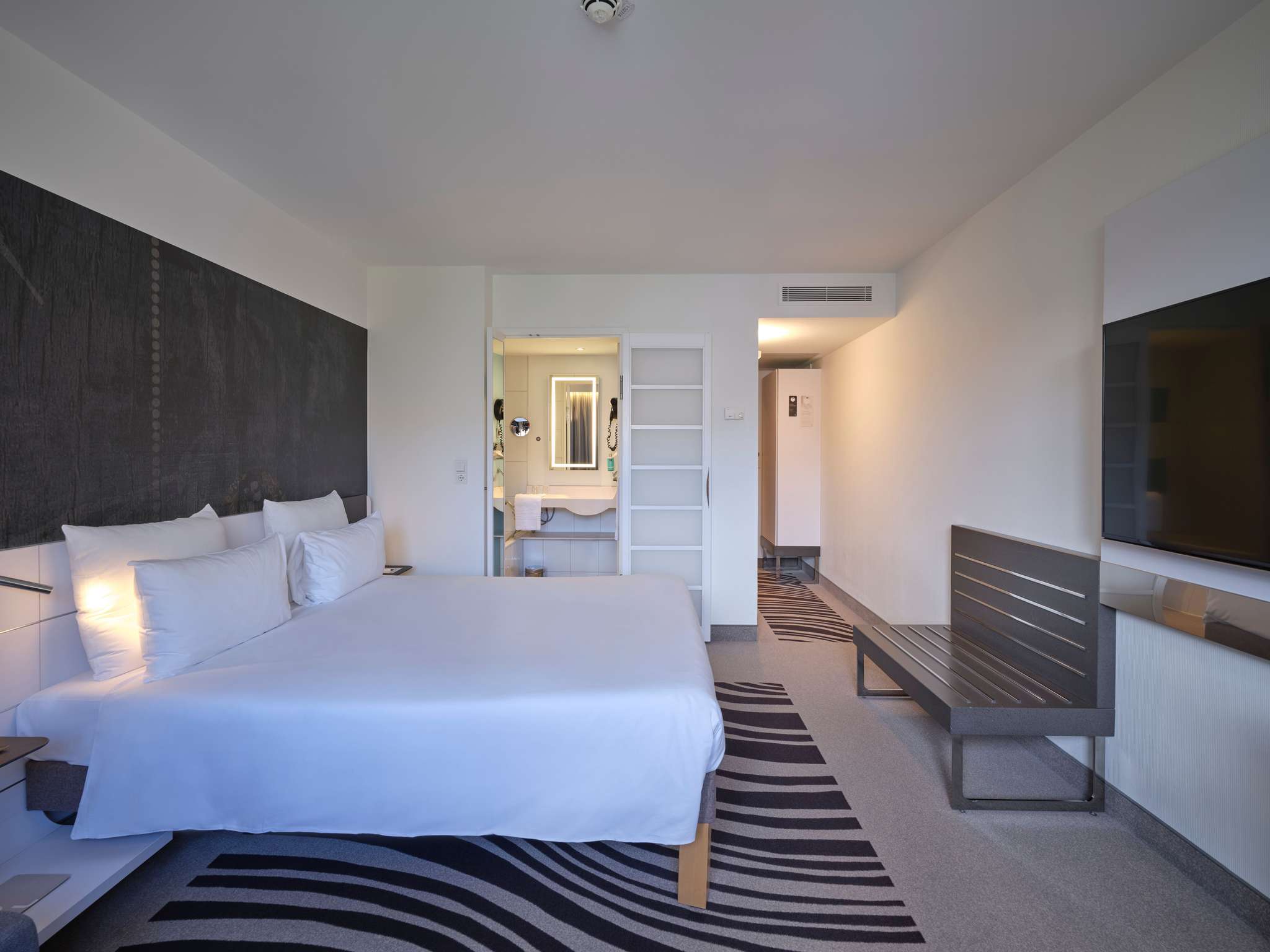 Photo - Novotel München City