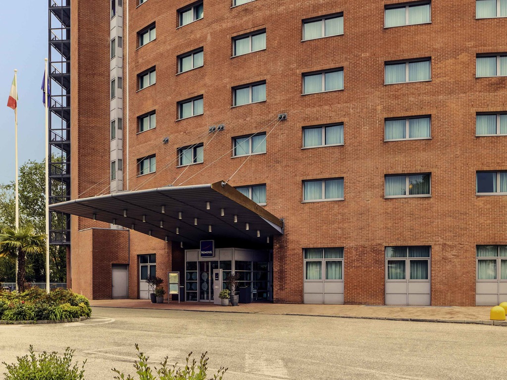 Novotel Venezia Mestre Castellana - Image 2