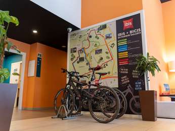 Resultado de imagen de hotel ibis mollet del vallés