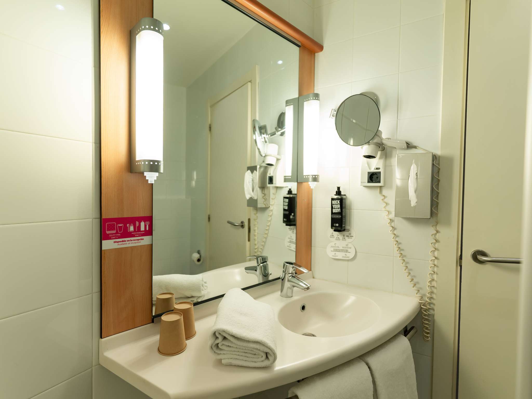 Photo - Ibis Barcelona Mollet