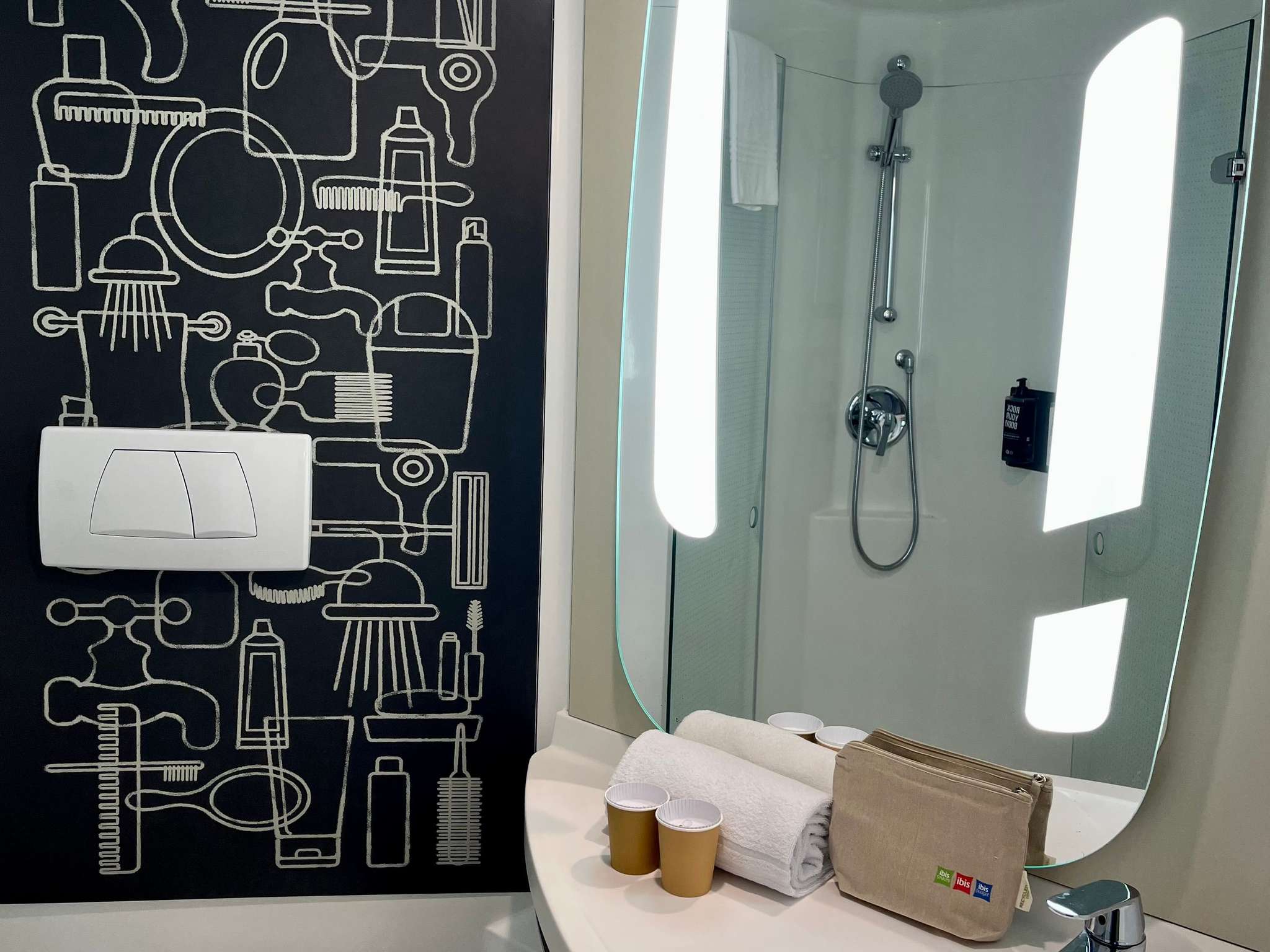 Foto - Ibis Barcelona Meridiana