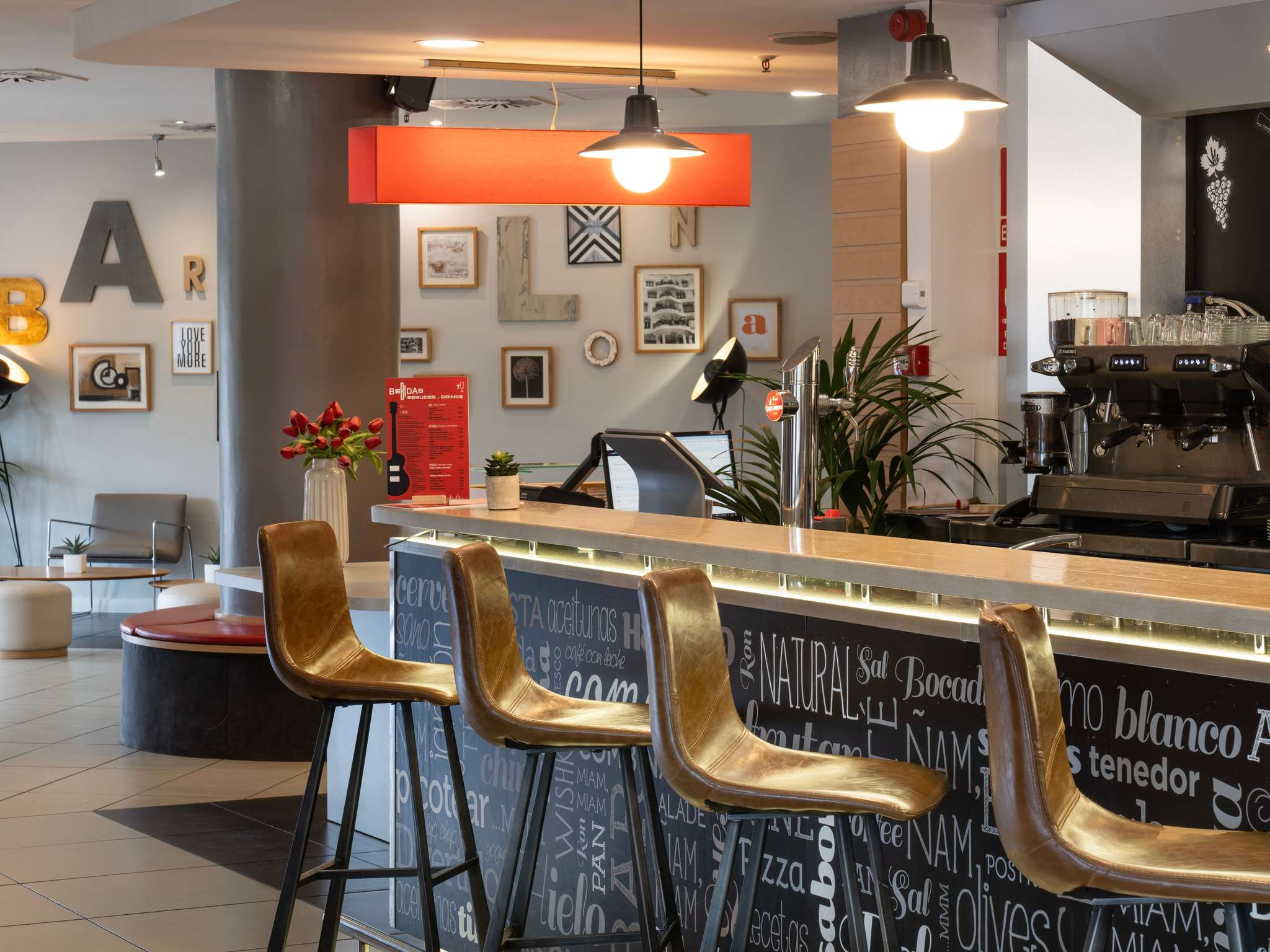 Foto - Ibis Barcelona Meridiana