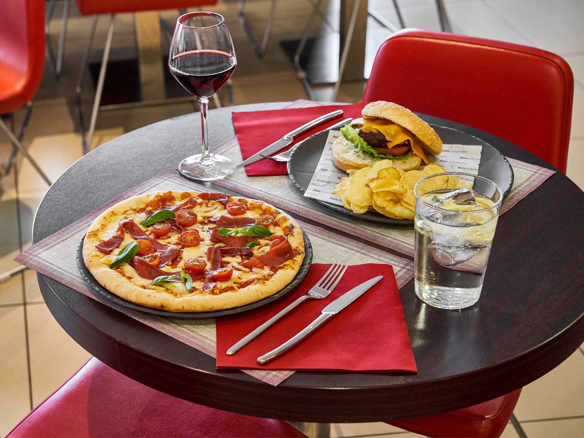 Foto - Ibis Barcelona Meridiana