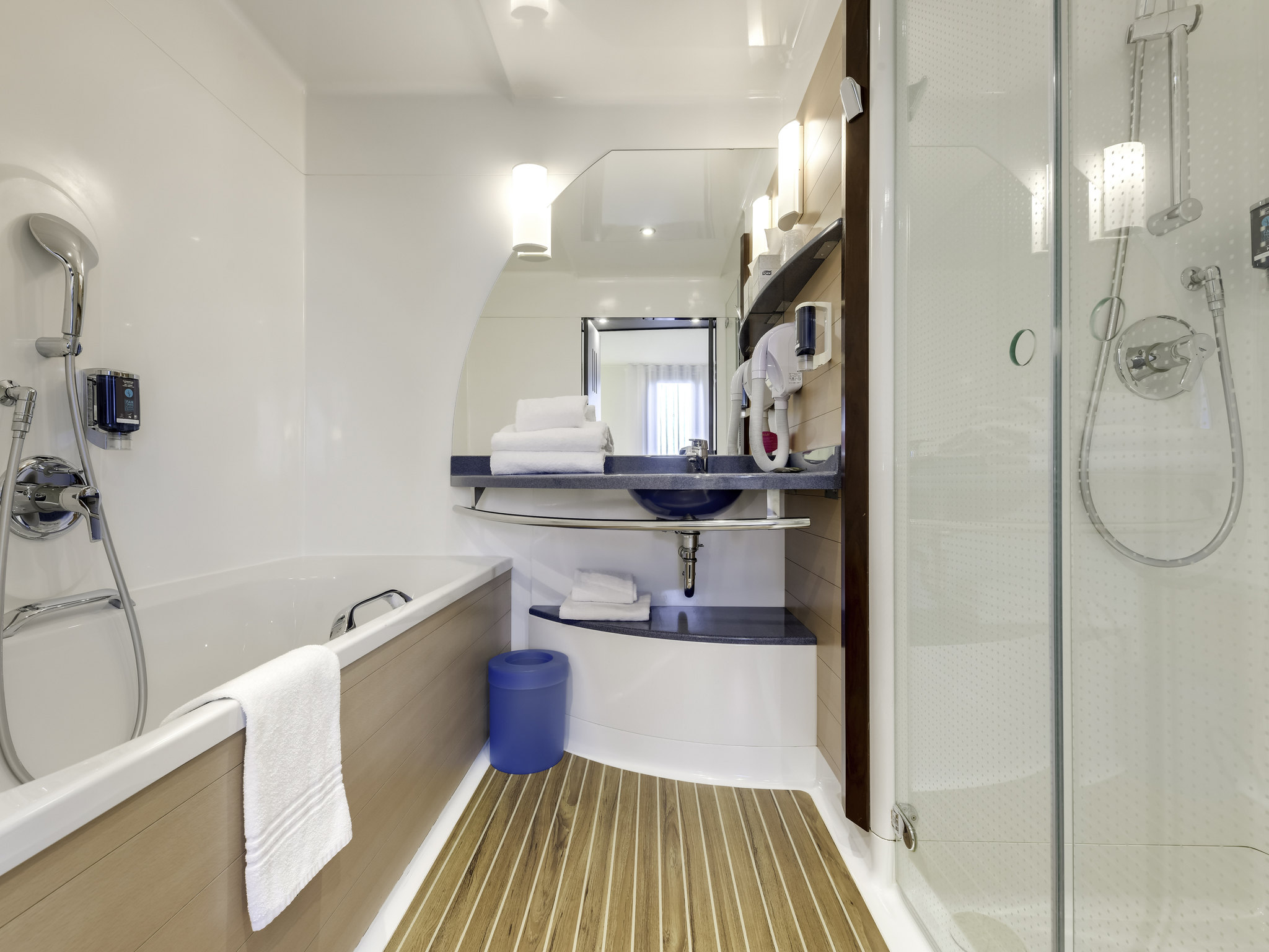 Photo - Novotel Suites Paris CDG Airport Villepinte