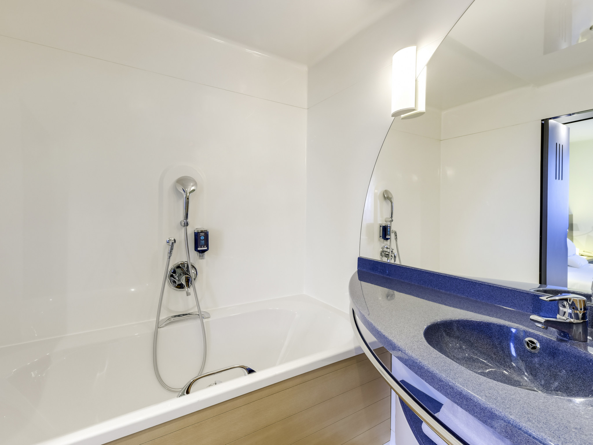 Photo - Novotel Suites Paris CDG Airport Villepinte