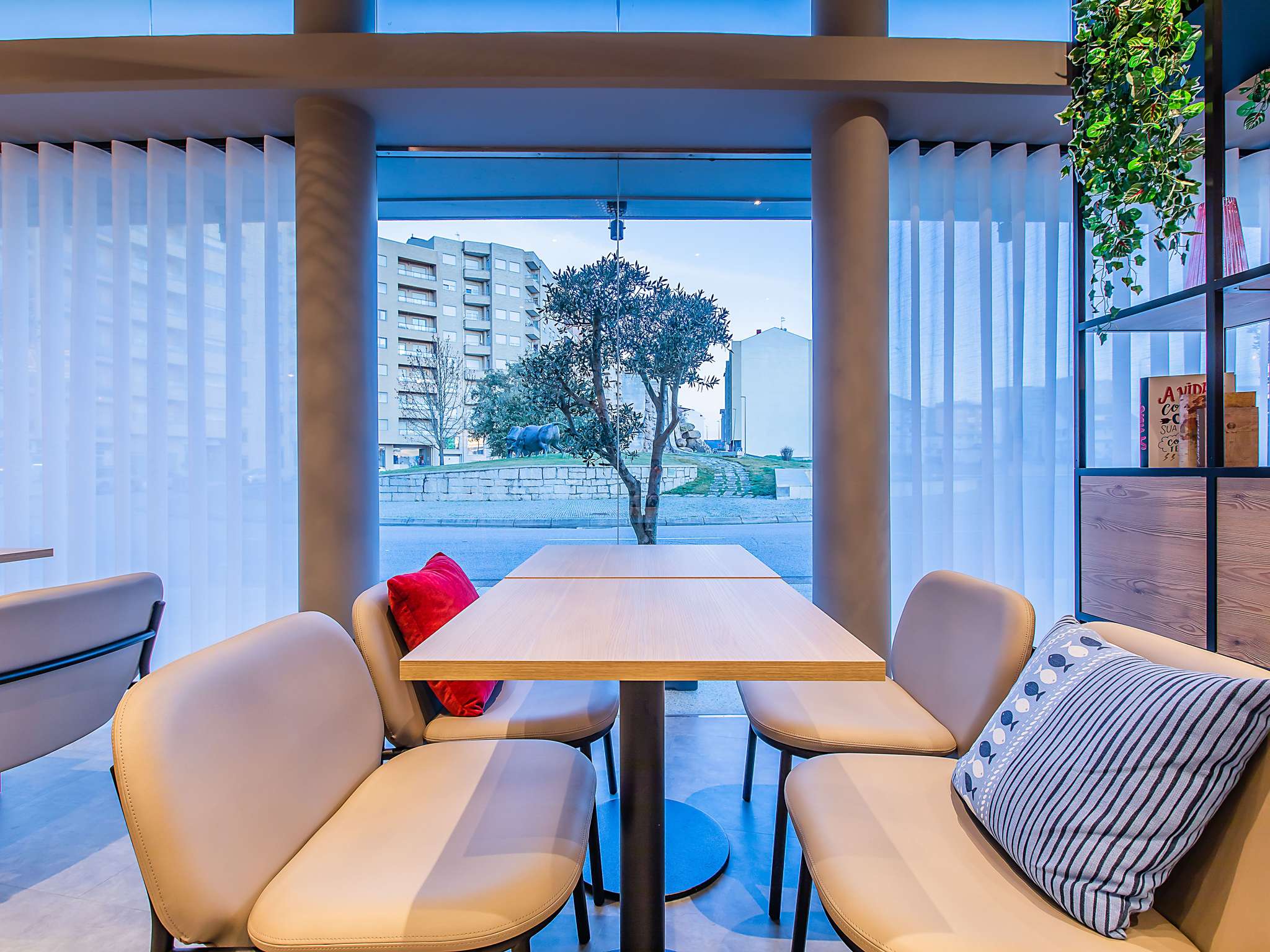 Foto - Hotel ibis Bragança