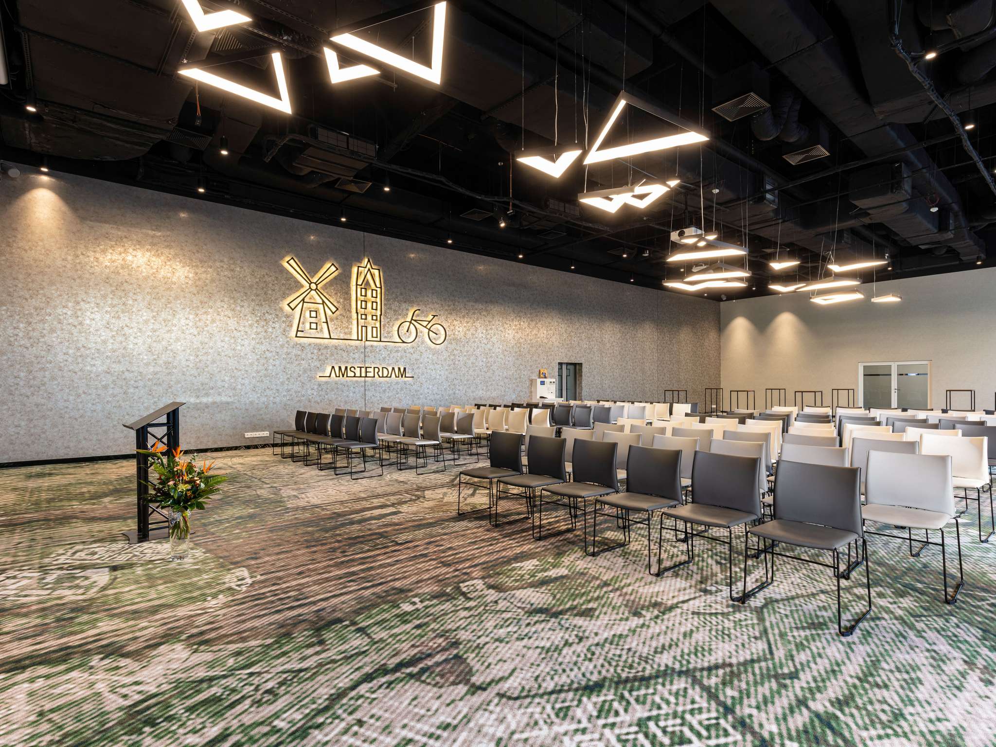 Foto - Novotel Poznan Centrum