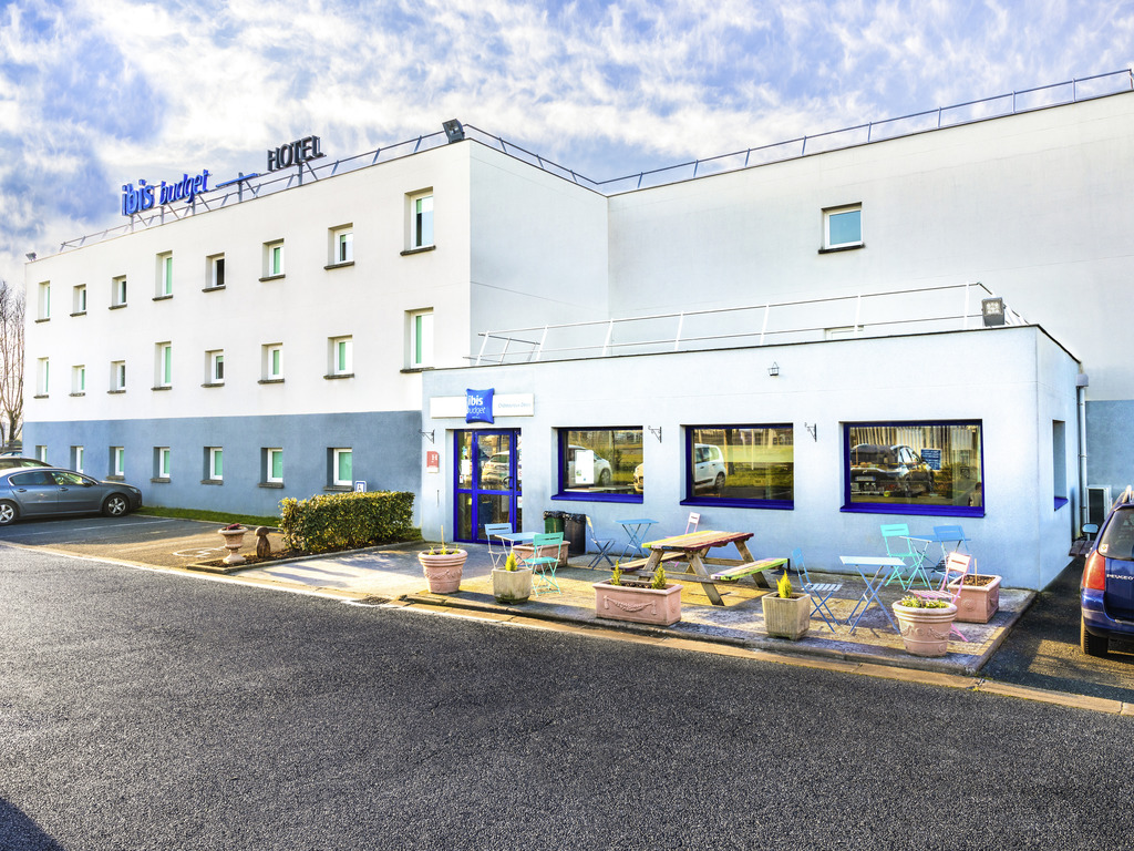 Hotel 2 Etoiles A Chateauroux Ibis Budget Chateauroux Deols All