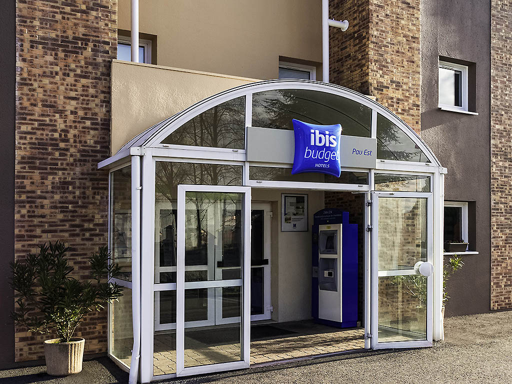 ibis budget Pau Est - Image 2