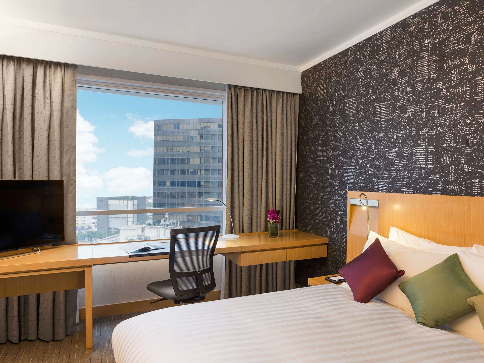 Photo - Novotel Century Hong Kong