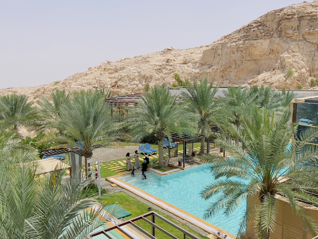 Mercure Grand Jebel Hafeet Al Ain Hotel - Image 1