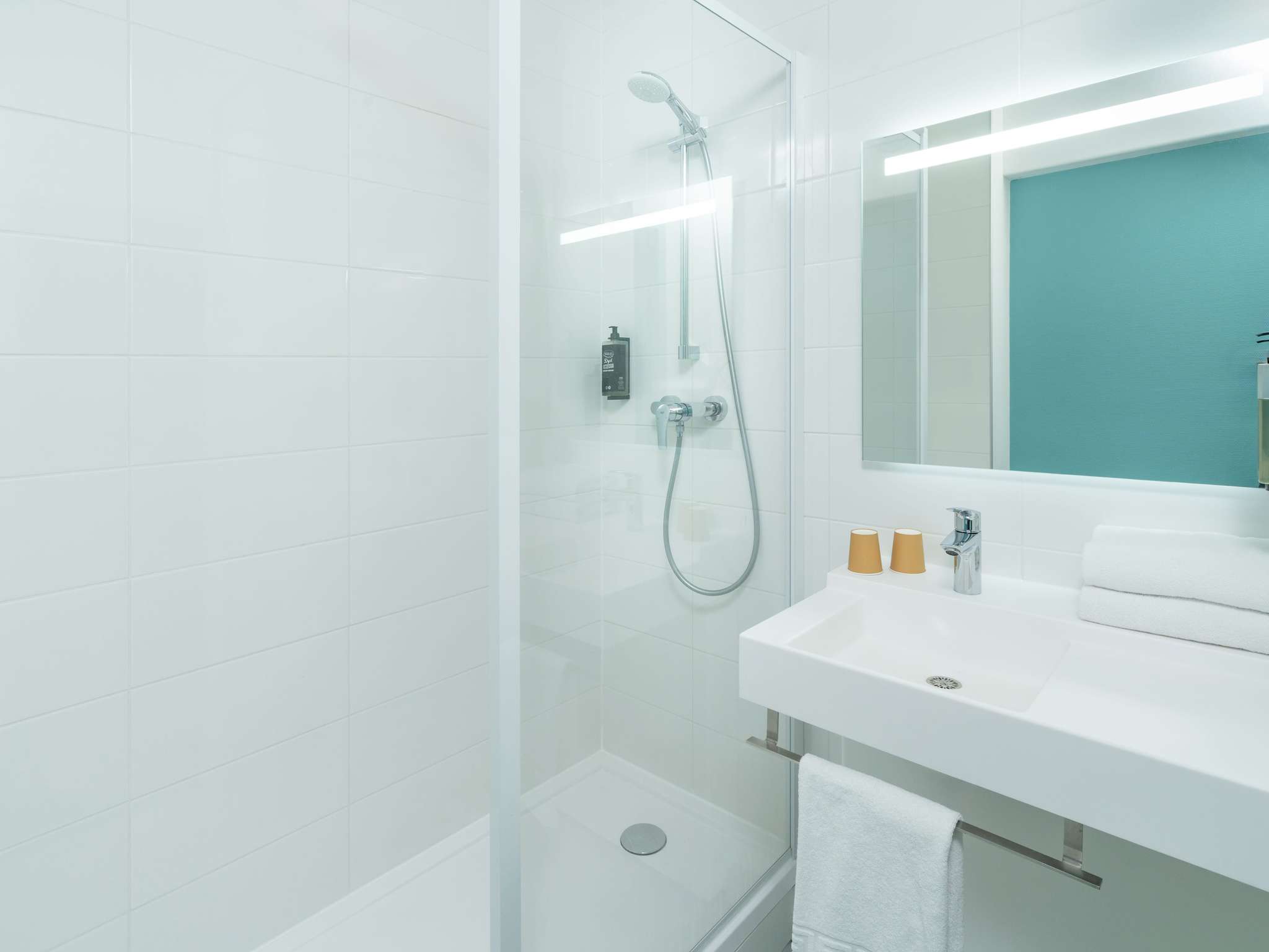 Foto - ibis budget Nantes Sainte Luce - Hôtel Rénové