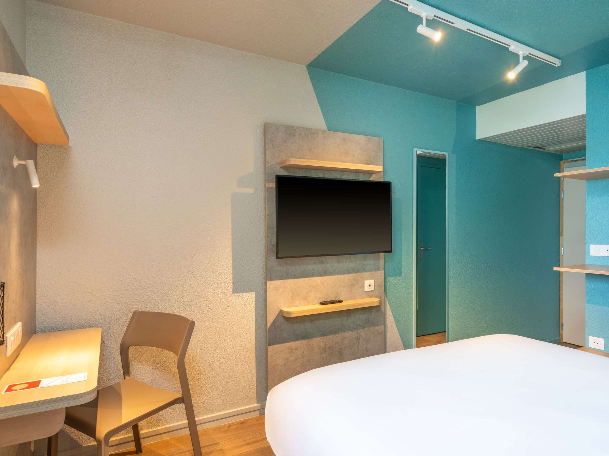 Foto - ibis budget Nantes Sainte Luce - Hôtel Rénové