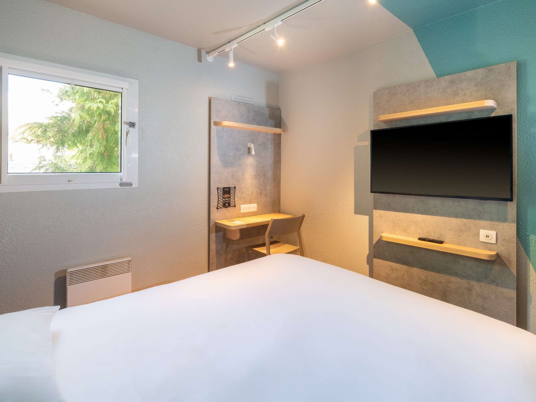 Foto - ibis budget Nantes Sainte Luce - Hôtel Rénové