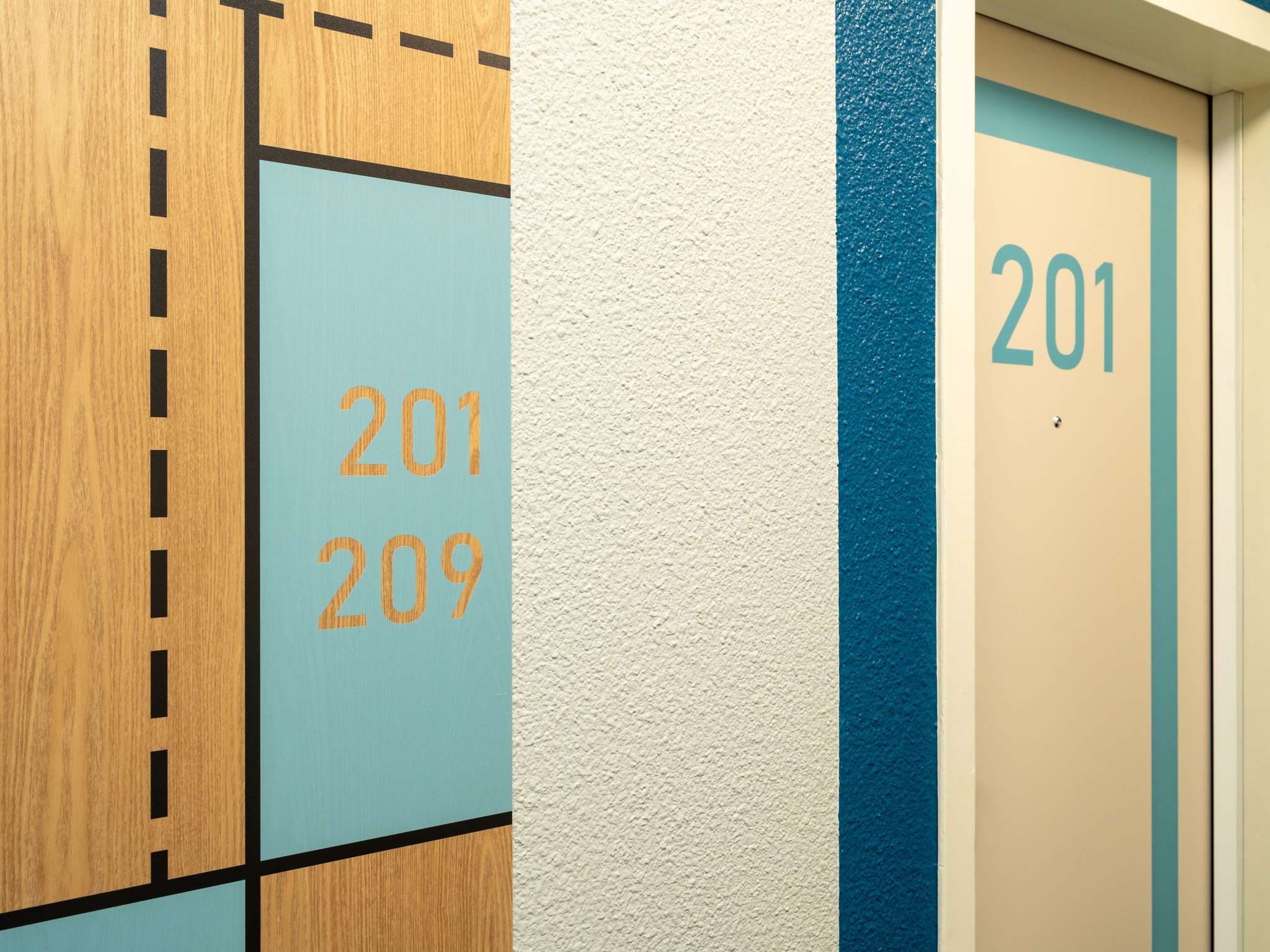 Foto - ibis budget Nantes Sainte Luce - Hôtel Rénové