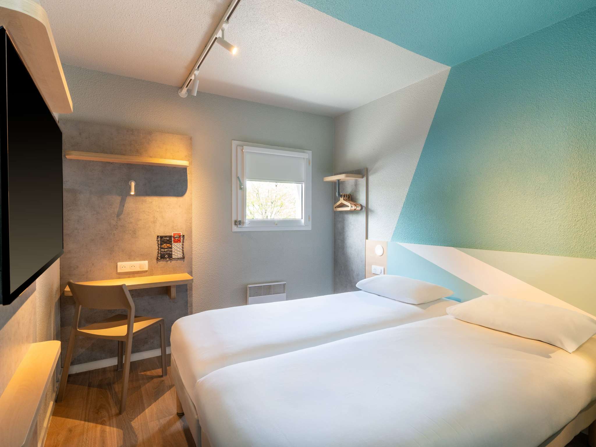 Foto - ibis budget Nantes Sainte Luce - Hôtel Rénové